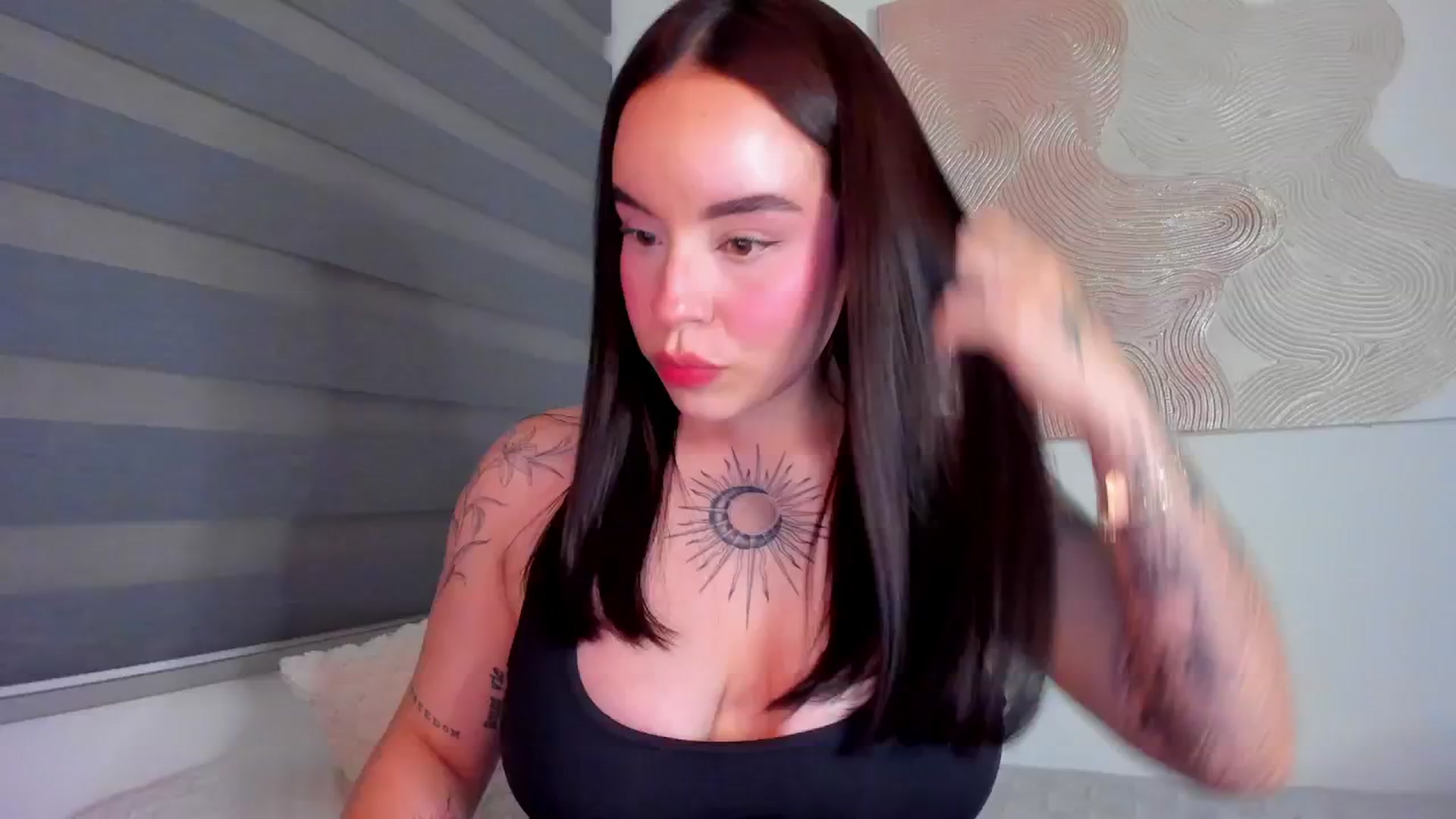 Gallery image thumbnail from Marilyn___'s myfreecams stream on, 05/29/2025, 24:08 image 1 of 20