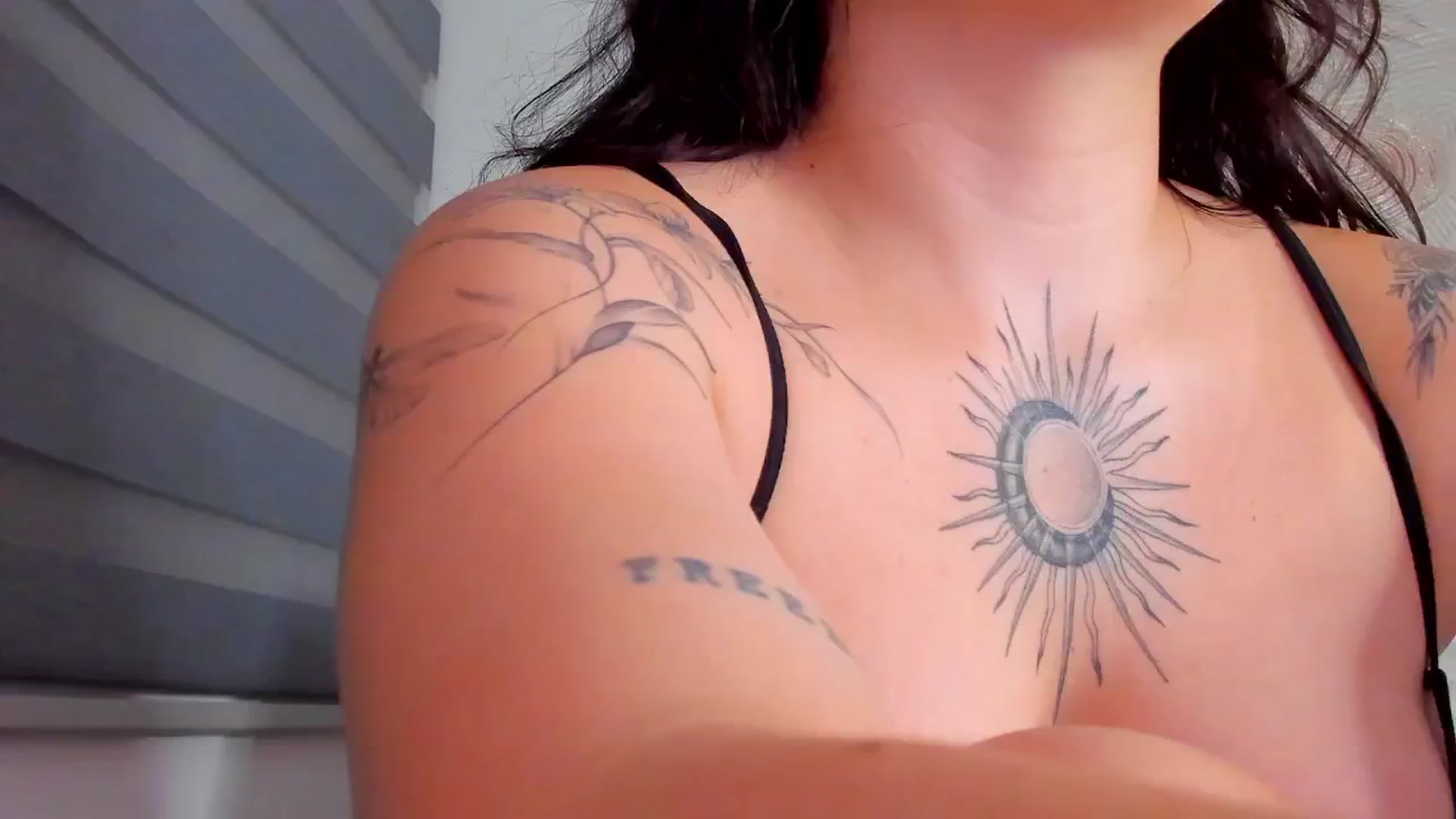 Gallery image thumbnail from Marilyn___'s myfreecams stream on, 05/31/2025, 02:42 image 13 of 20
