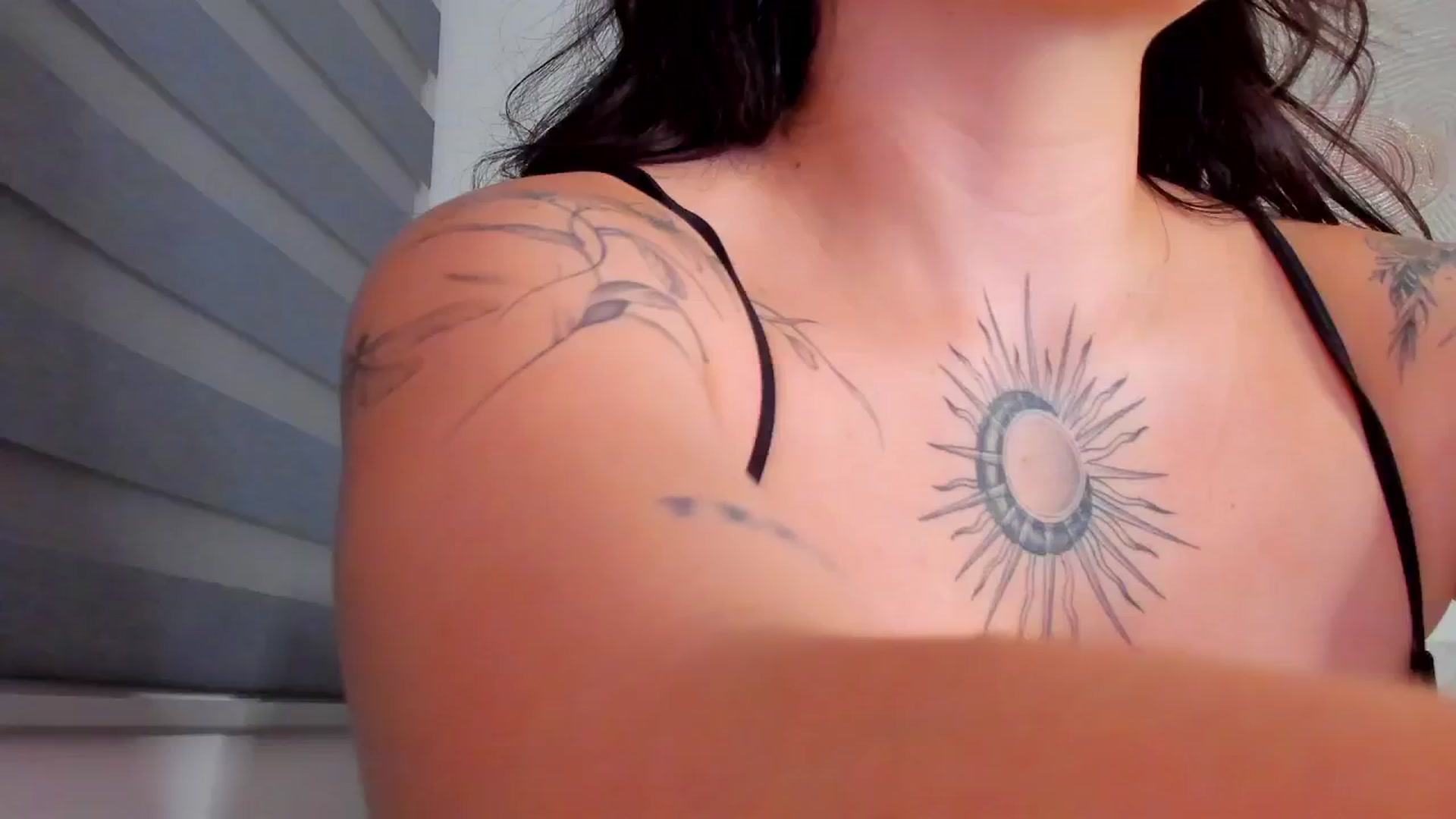 Gallery image thumbnail from Marilyn___'s myfreecams stream on, 05/31/2025, 02:42 image 10 of 20