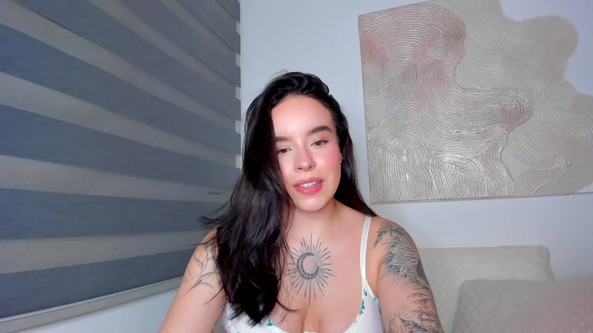 Gallery image thumbnail from Marilyn___'s myfreecams stream on, 06/21/2025, 23:49 image 20 of 20