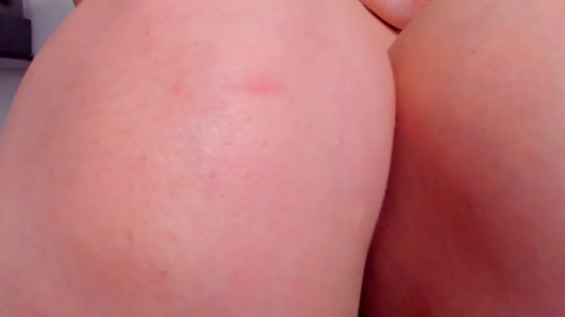Gallery image thumbnail from Marilyn___'s myfreecams stream on, 06/29/2025, 01:23 image 14 of 20