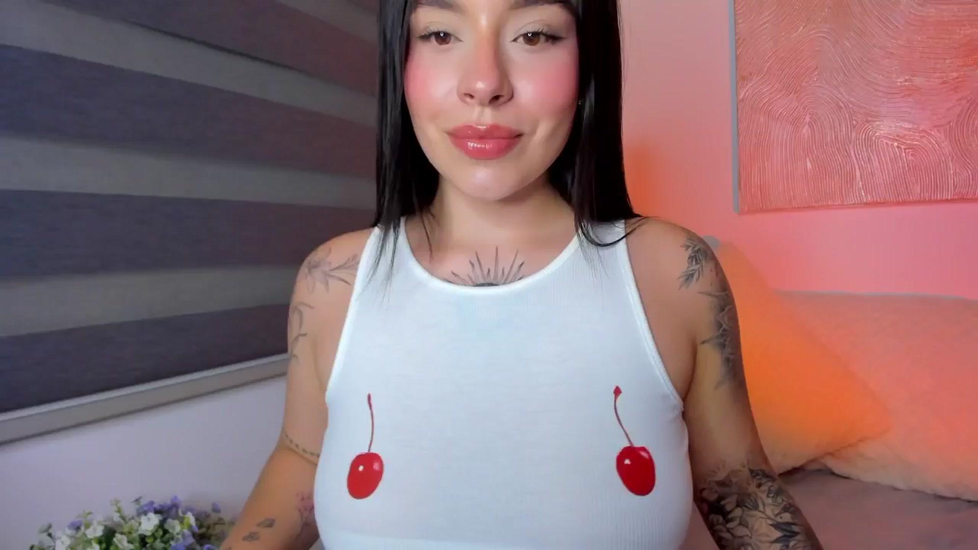 Gallery image thumbnail from Marilyn___'s myfreecams stream on, 07/21/2025, 02:58 image 18 of 20