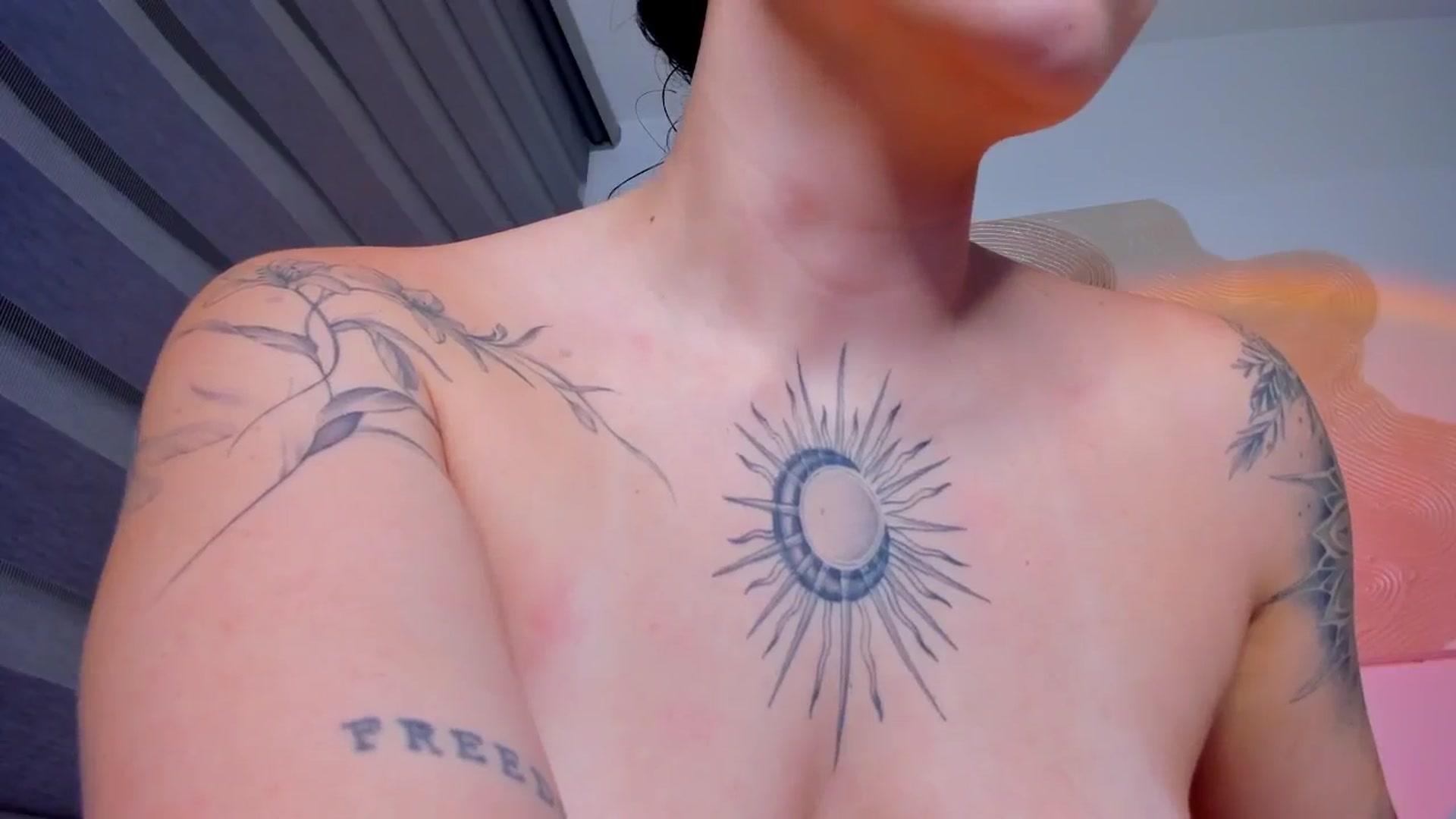 Gallery image thumbnail from Marilyn___'s myfreecams stream on, 07/30/2025, 01:46 image 8 of 20