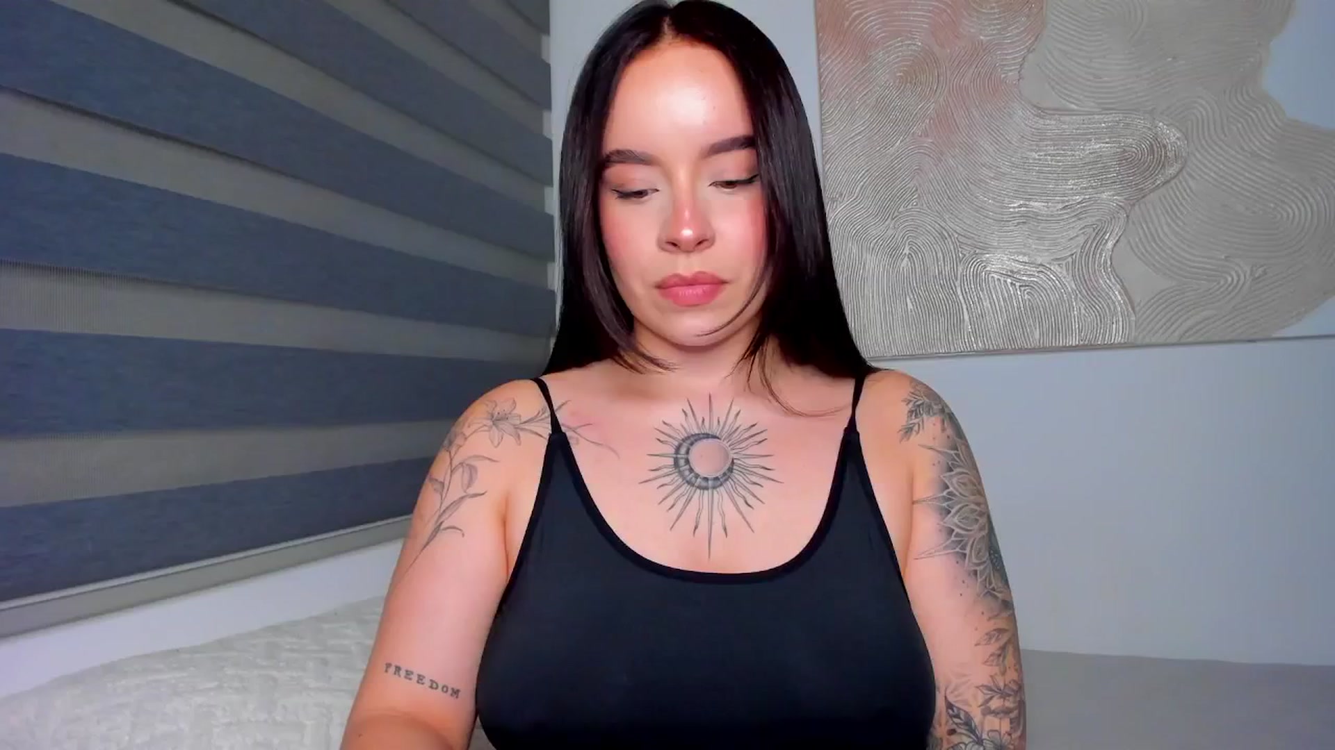 Gallery image thumbnail from Marilyn___'s myfreecams stream on, 09/21/2025, 24:01 image 11 of 20
