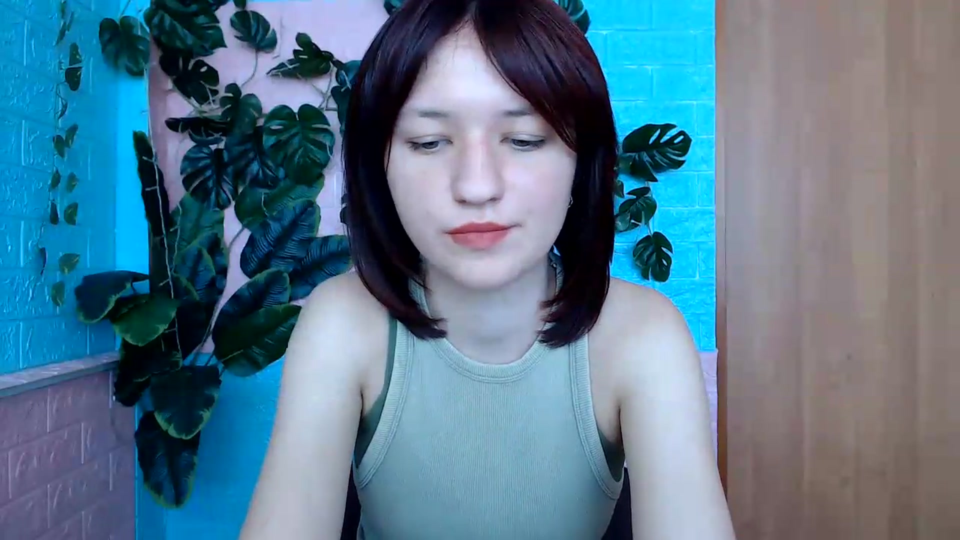 Gallery image thumbnail from Marina_'s myfreecams stream on, 08/16/2026, 13:15 image 5 of 20