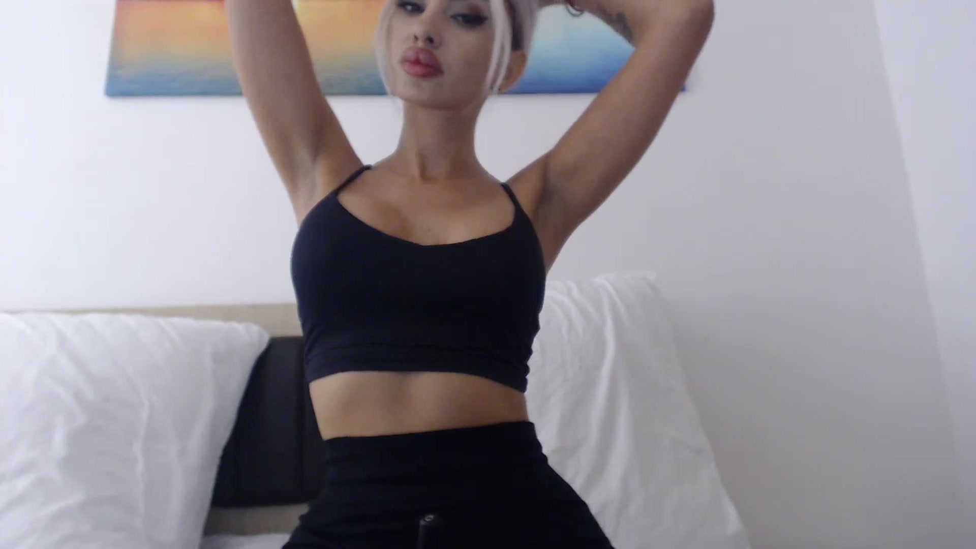 Gallery image thumbnail from Marisaisa's myfreecams stream on, 10/21/2023, 13:14 image 15 of 20