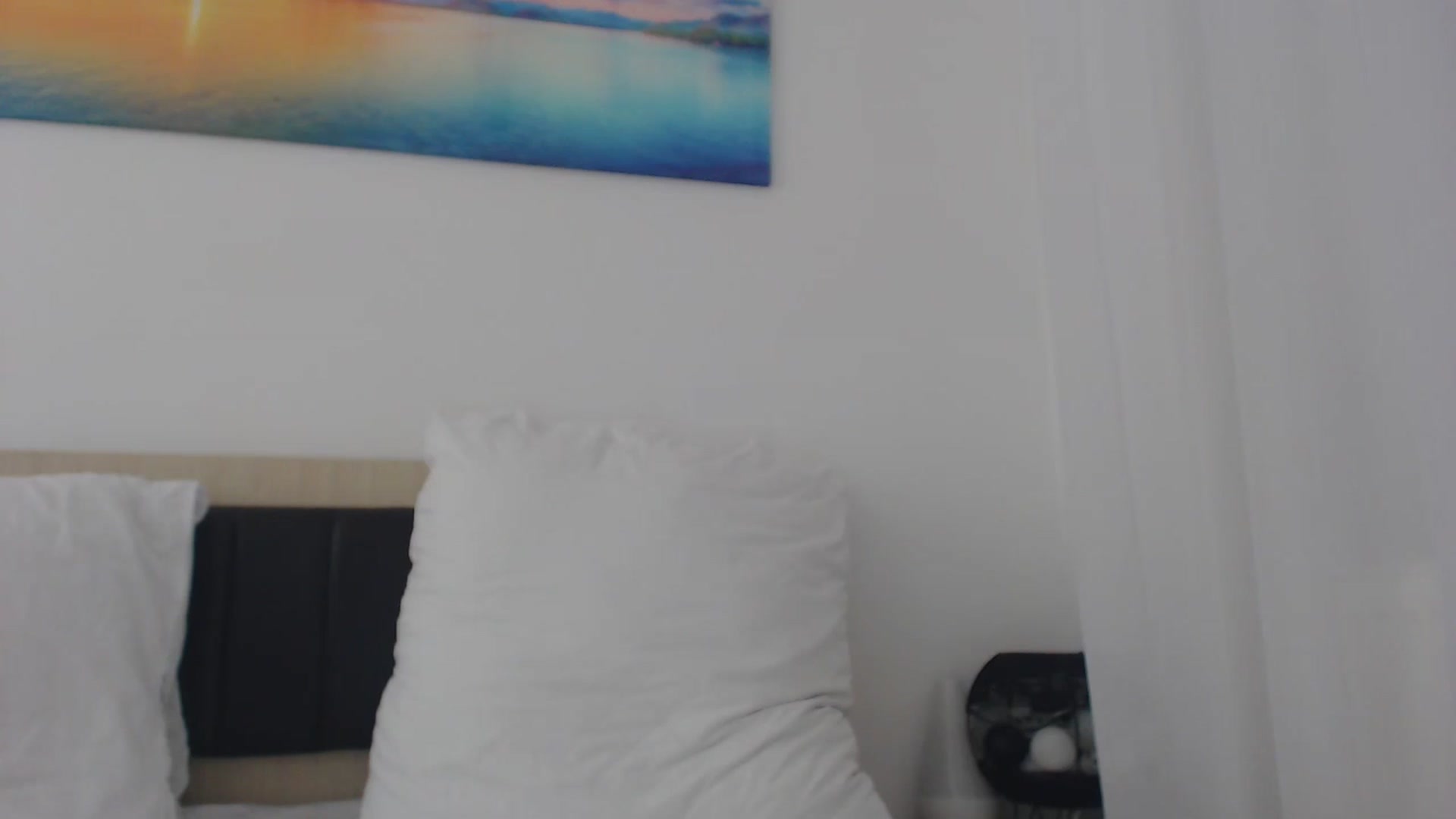 Gallery image thumbnail from Marisaisa's myfreecams stream on, 06/15/2024, 11:42 image 3 of 20