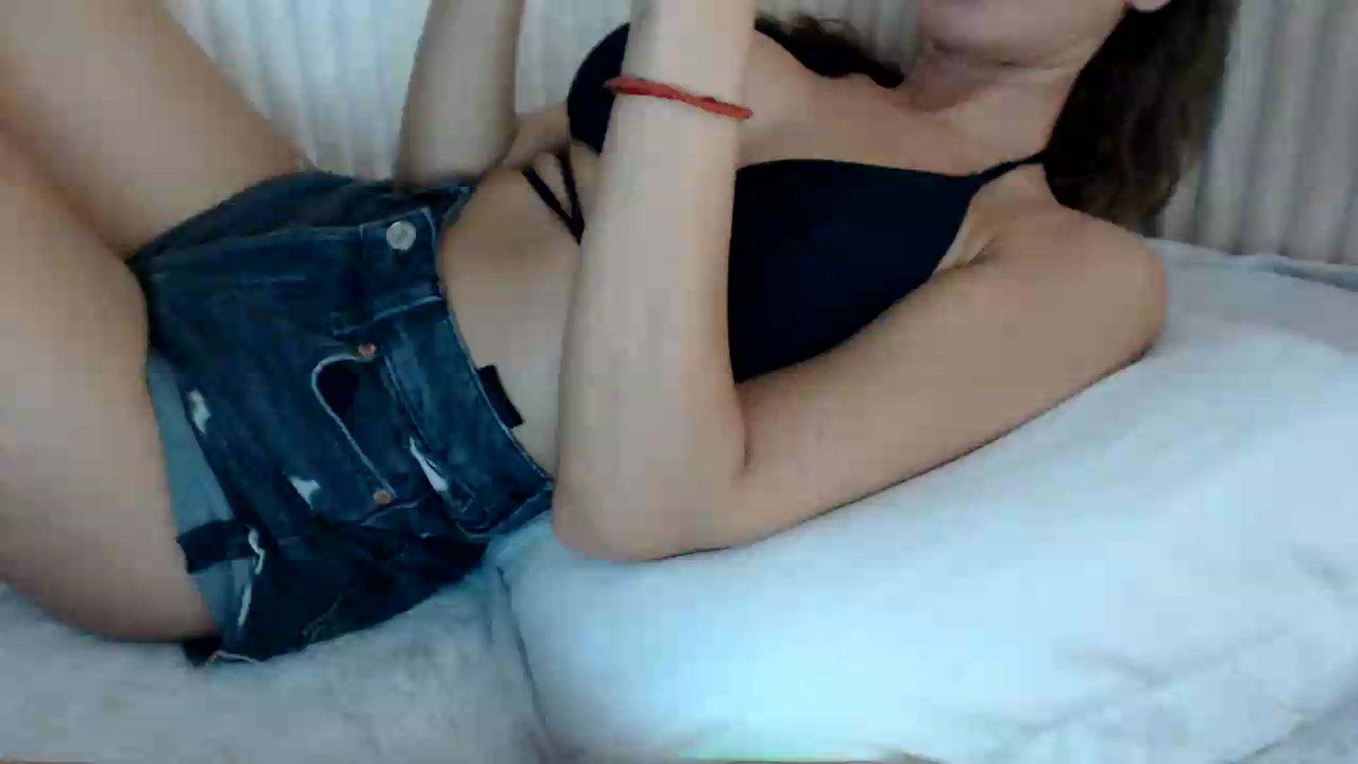 Gallery image thumbnail from Marisaisa's myfreecams stream on, 08/05/2026, 23:15 image 1 of 20