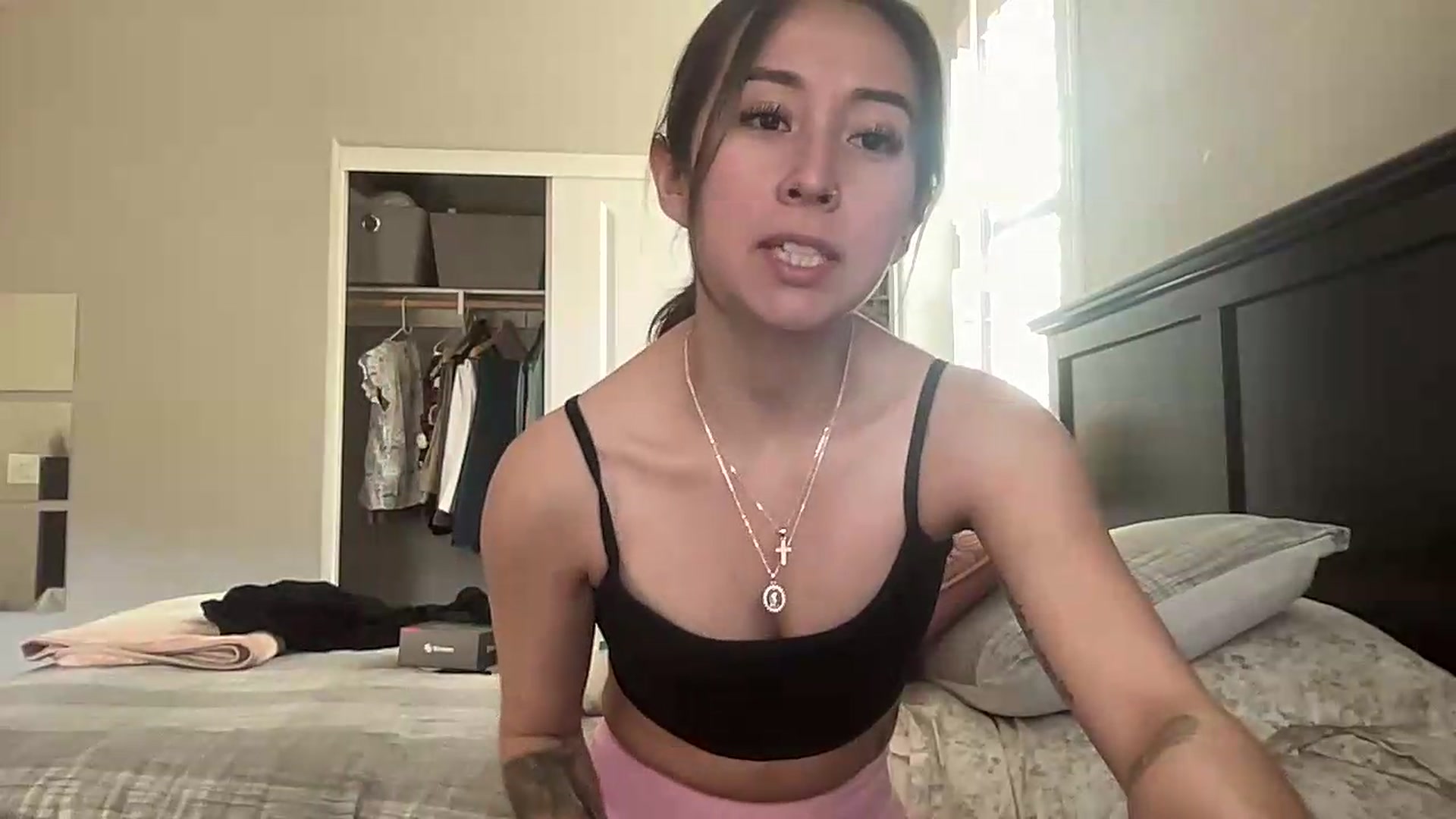 Gallery image thumbnail from Marisols's myfreecams stream on, 06/23/2026, 16:27 image 2 of 20