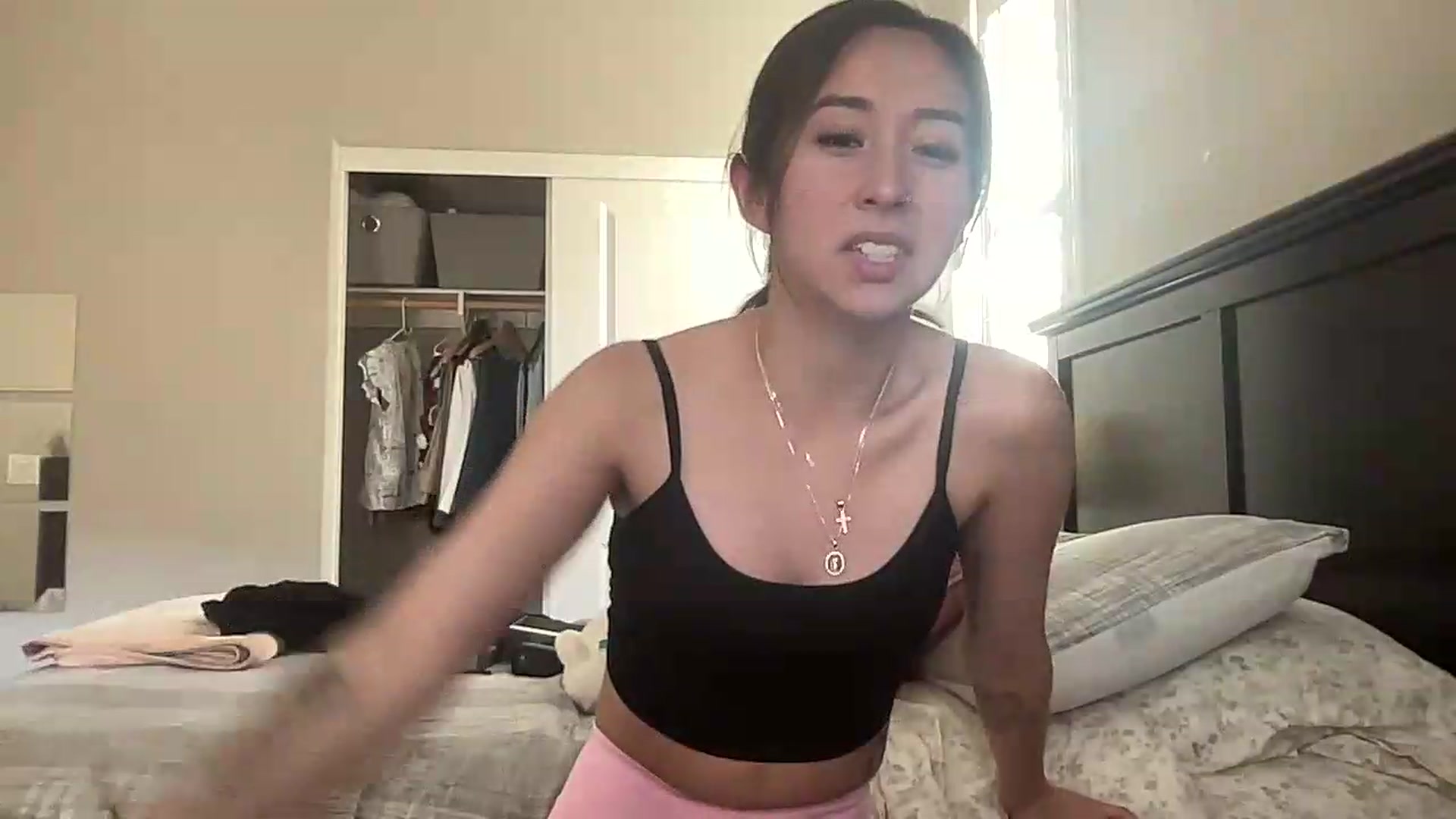 Gallery image thumbnail from Marisols's myfreecams stream on, 06/23/2026, 16:27 image 8 of 20