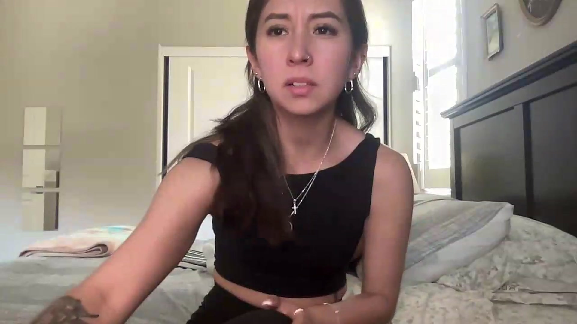Gallery image thumbnail from Marisols's myfreecams stream on, 06/23/2026, 20:17 image 6 of 20
