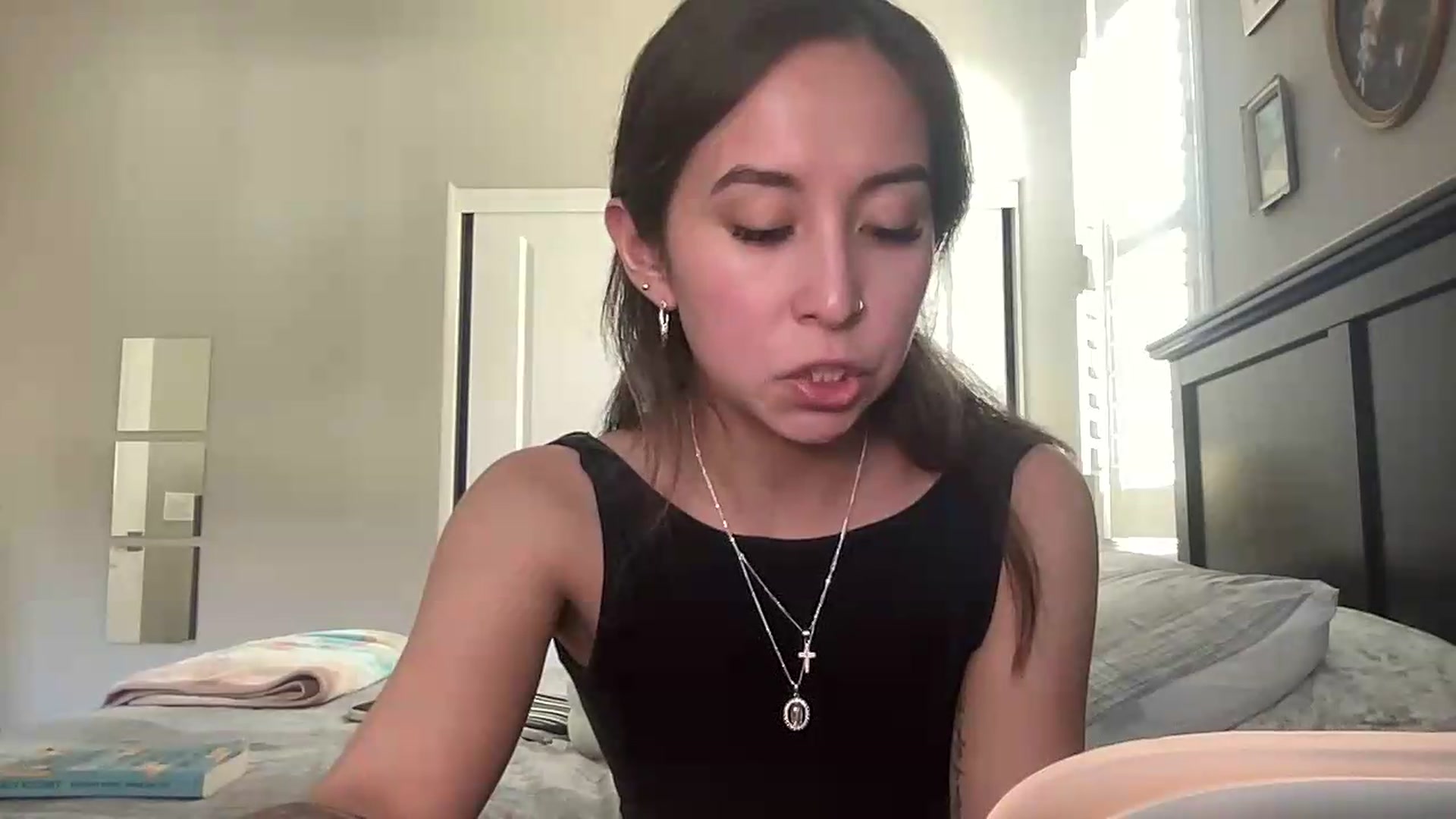 Gallery image thumbnail from Marisols's myfreecams stream on, 06/23/2026, 20:57 image 18 of 20