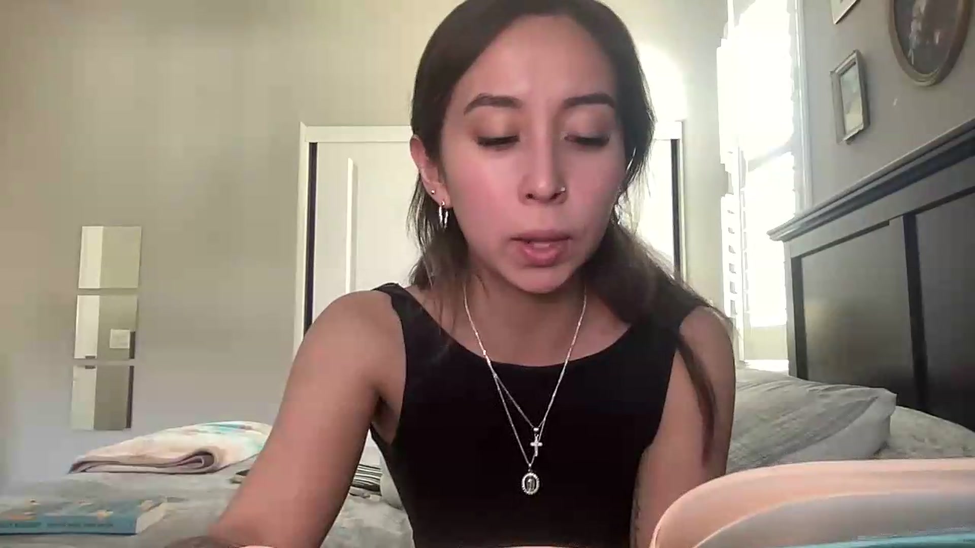 Gallery image thumbnail from Marisols's myfreecams stream on, 06/23/2026, 20:57 image 17 of 20
