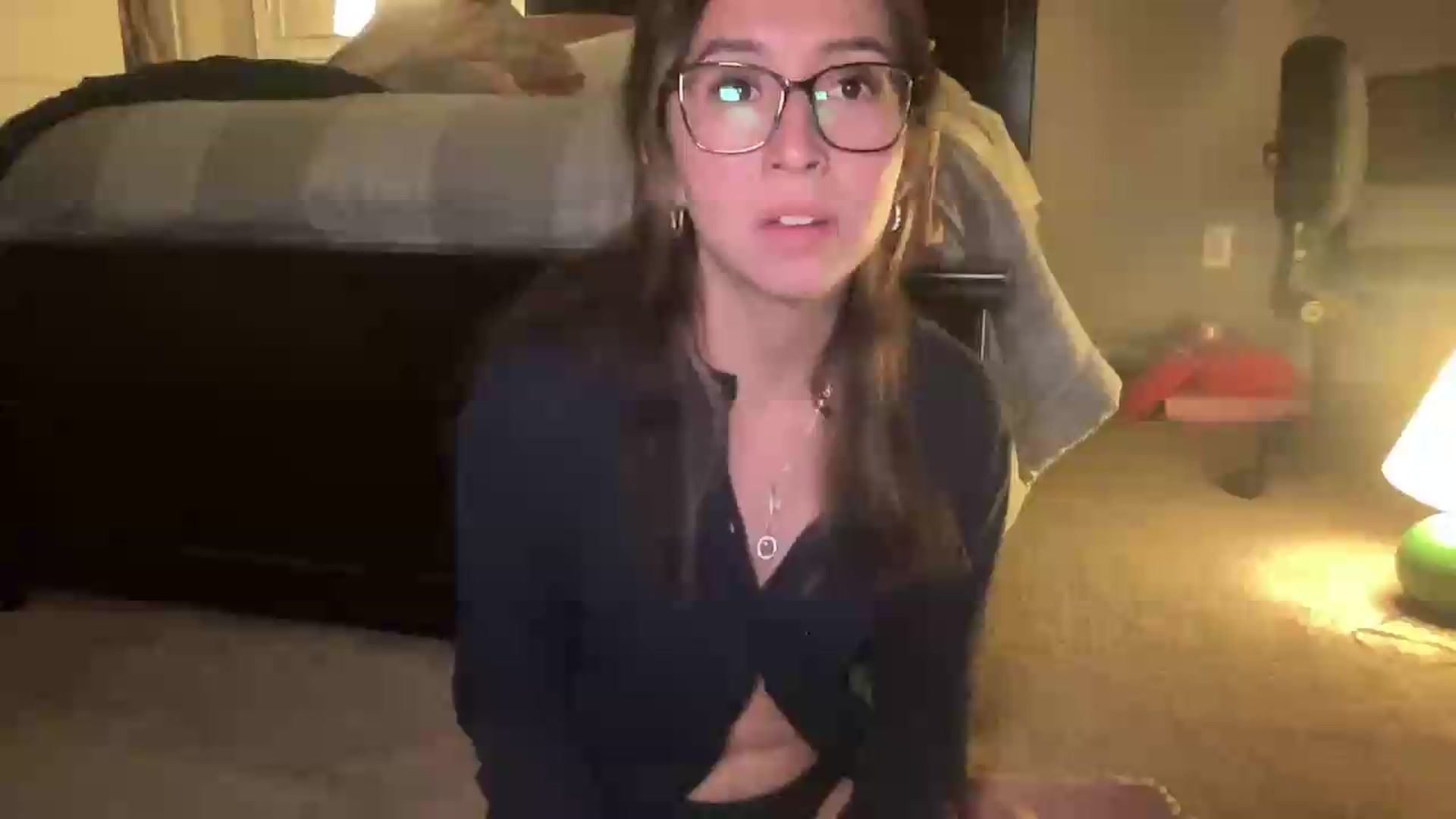 Gallery image thumbnail from Marisols's myfreecams stream on, 06/24/2026, 06:00 image 9 of 20