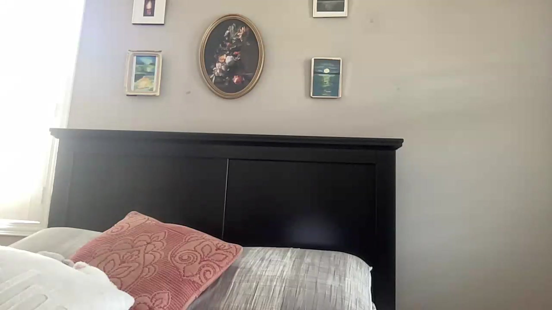 Gallery image thumbnail from Marisols's myfreecams stream on, 06/27/2026, 16:57 image 19 of 20