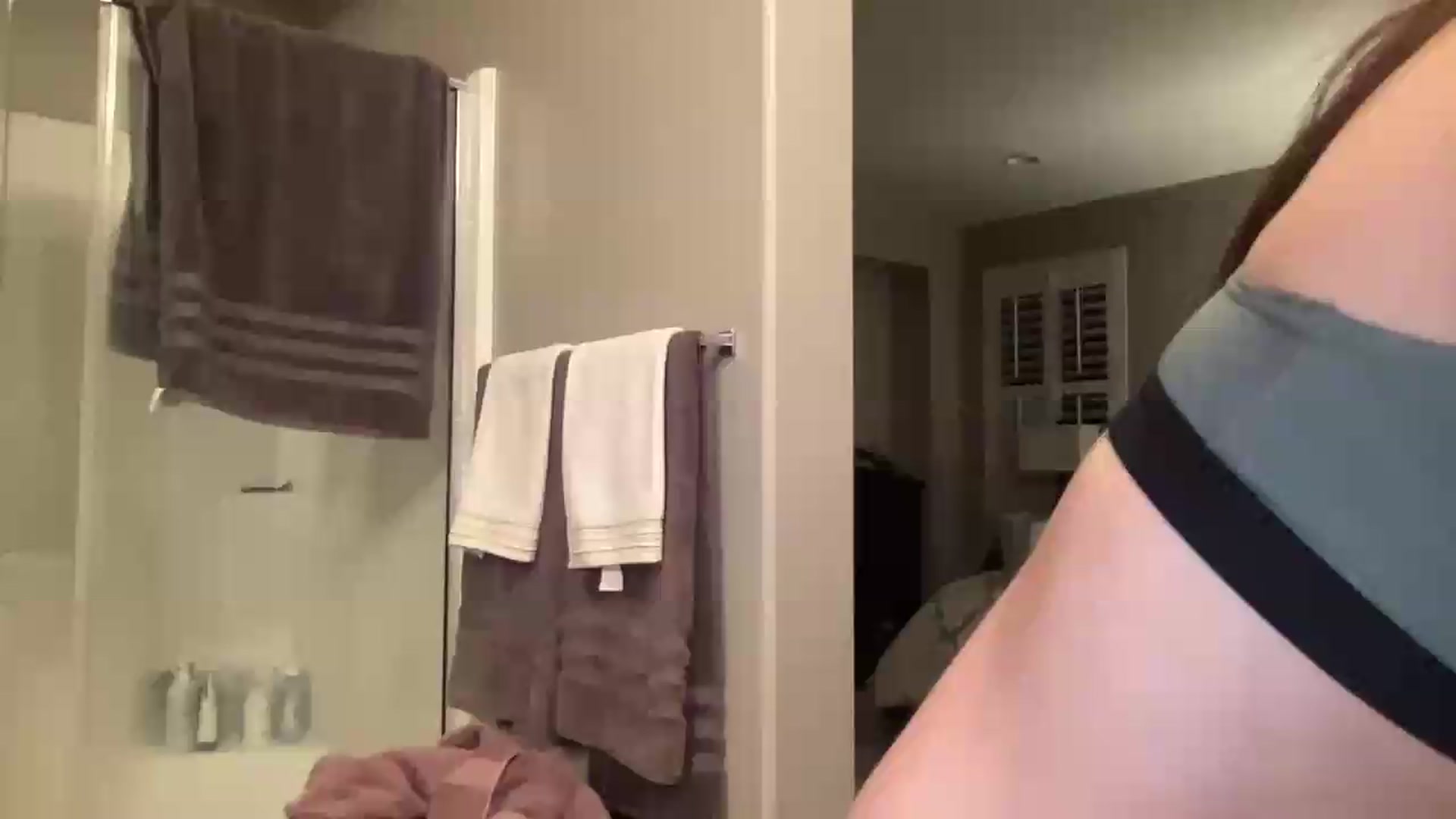 Gallery image thumbnail from Marisols's myfreecams stream on, 07/08/2026, 07:02 image 12 of 20