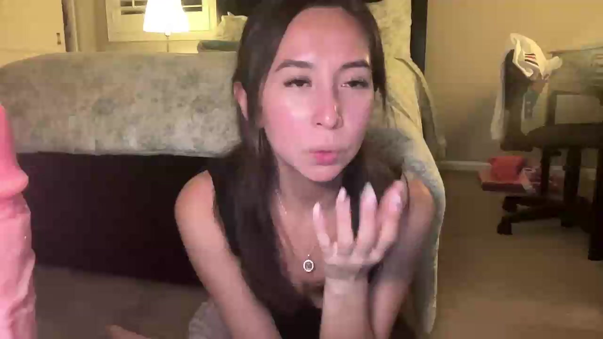 Gallery image thumbnail from Marisols's myfreecams stream on, 08/05/2026, 04:20 image 1 of 20
