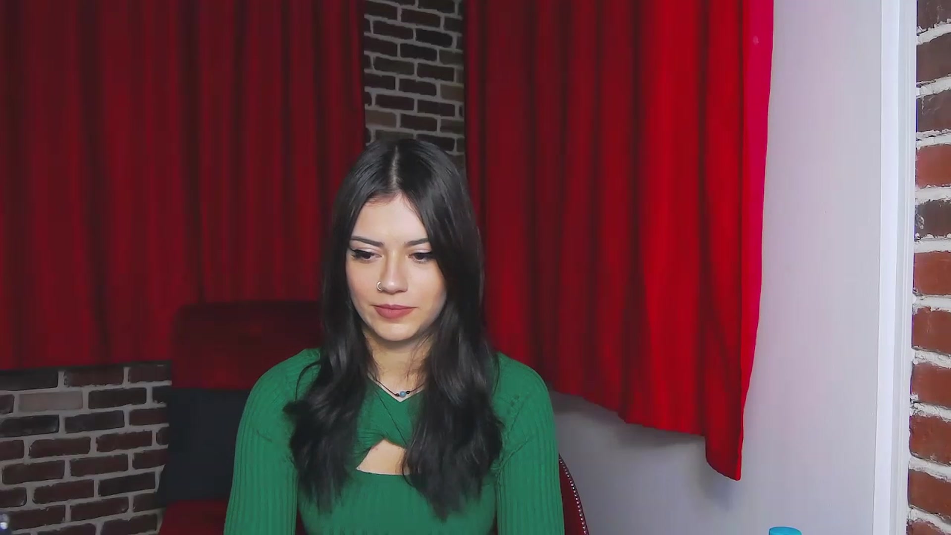 Gallery image thumbnail from MarissaBee's myfreecams stream on, 12/12/2022, 18:59 image 12 of 20