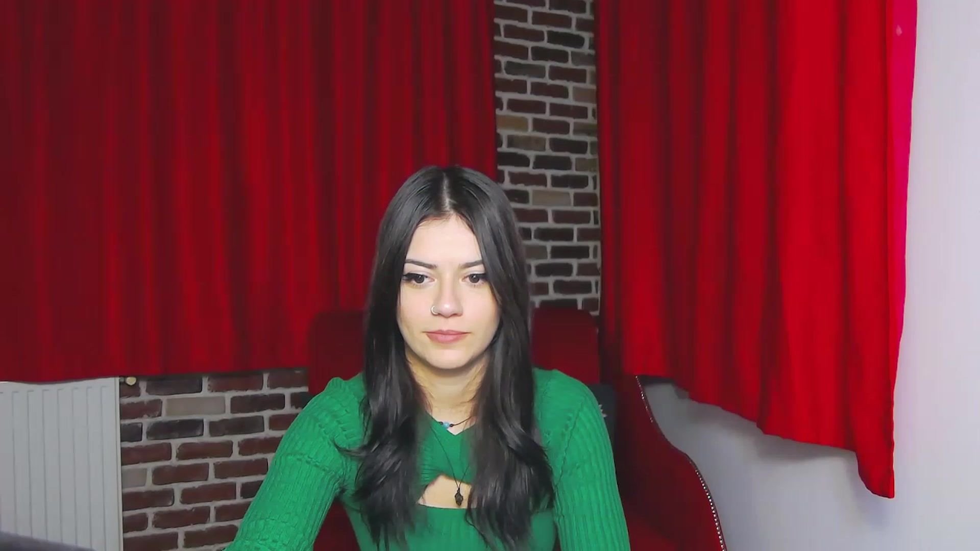 Gallery image thumbnail from MarissaBee's myfreecams stream on, 12/12/2022, 21:34 image 15 of 20
