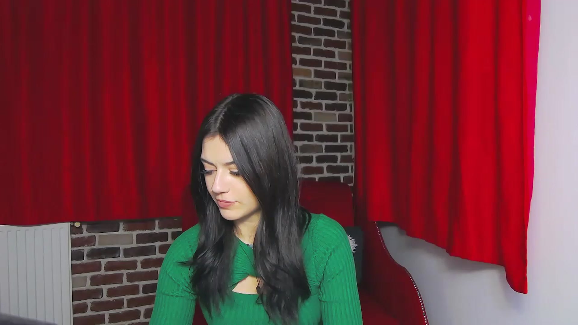 Gallery image thumbnail from MarissaBee's myfreecams stream on, 12/12/2022, 21:58 image 6 of 20