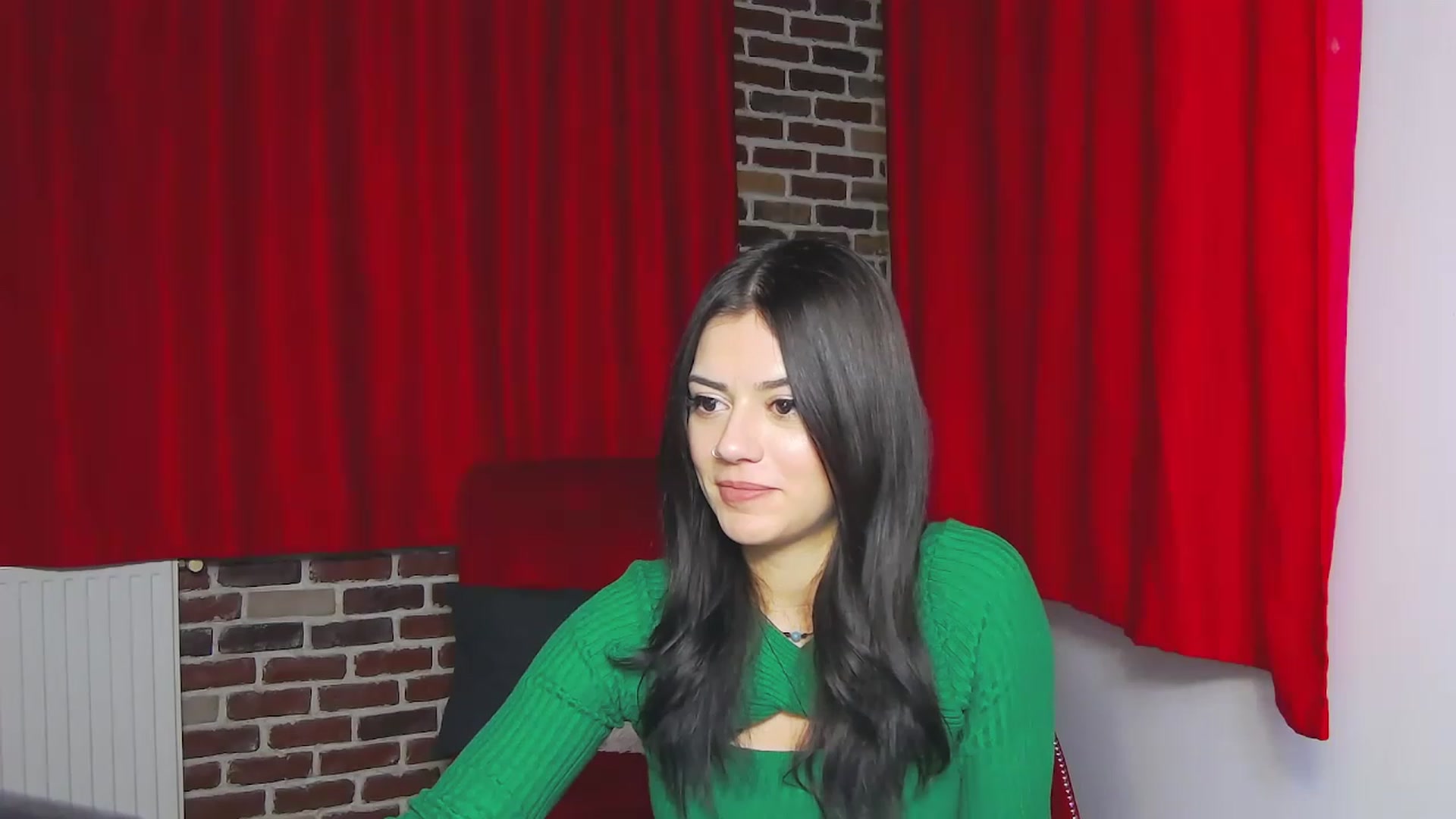 Gallery image thumbnail from MarissaBee's myfreecams stream on, 12/12/2022, 21:58 image 16 of 20