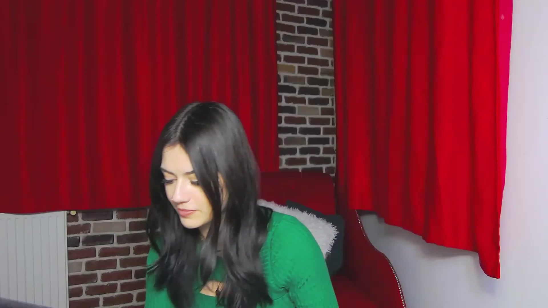 Gallery image thumbnail from MarissaBee's myfreecams stream on, 12/12/2022, 23:37 image 1 of 20