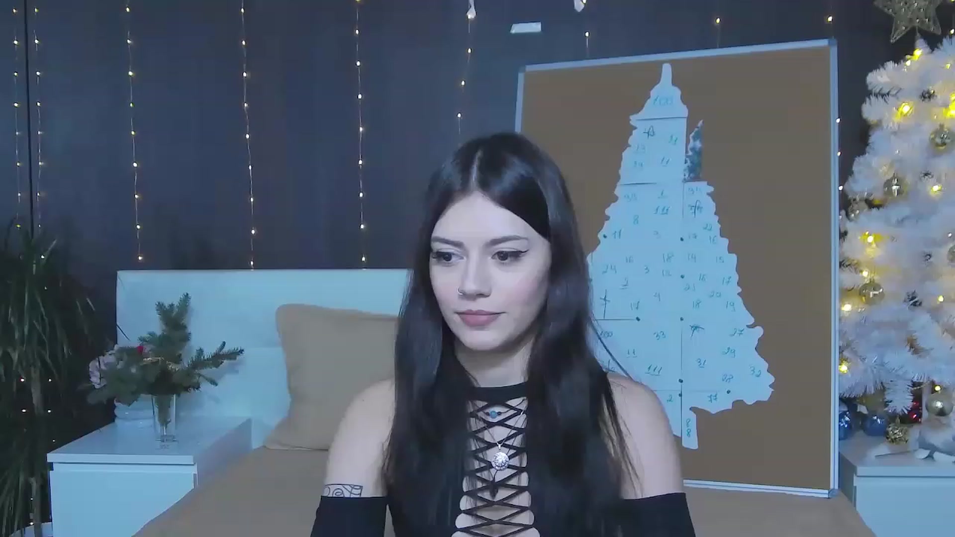 Gallery image thumbnail from MarissaBee's myfreecams stream on, 12/16/2022, 20:30 image 13 of 20