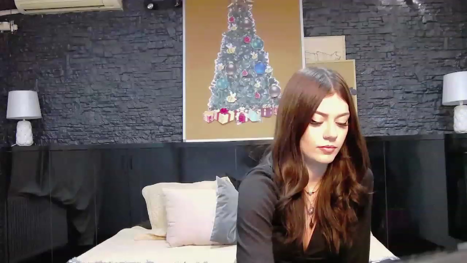 Gallery image thumbnail from MarissaBee's myfreecams stream on, 12/21/2022, 17:06 image 2 of 20
