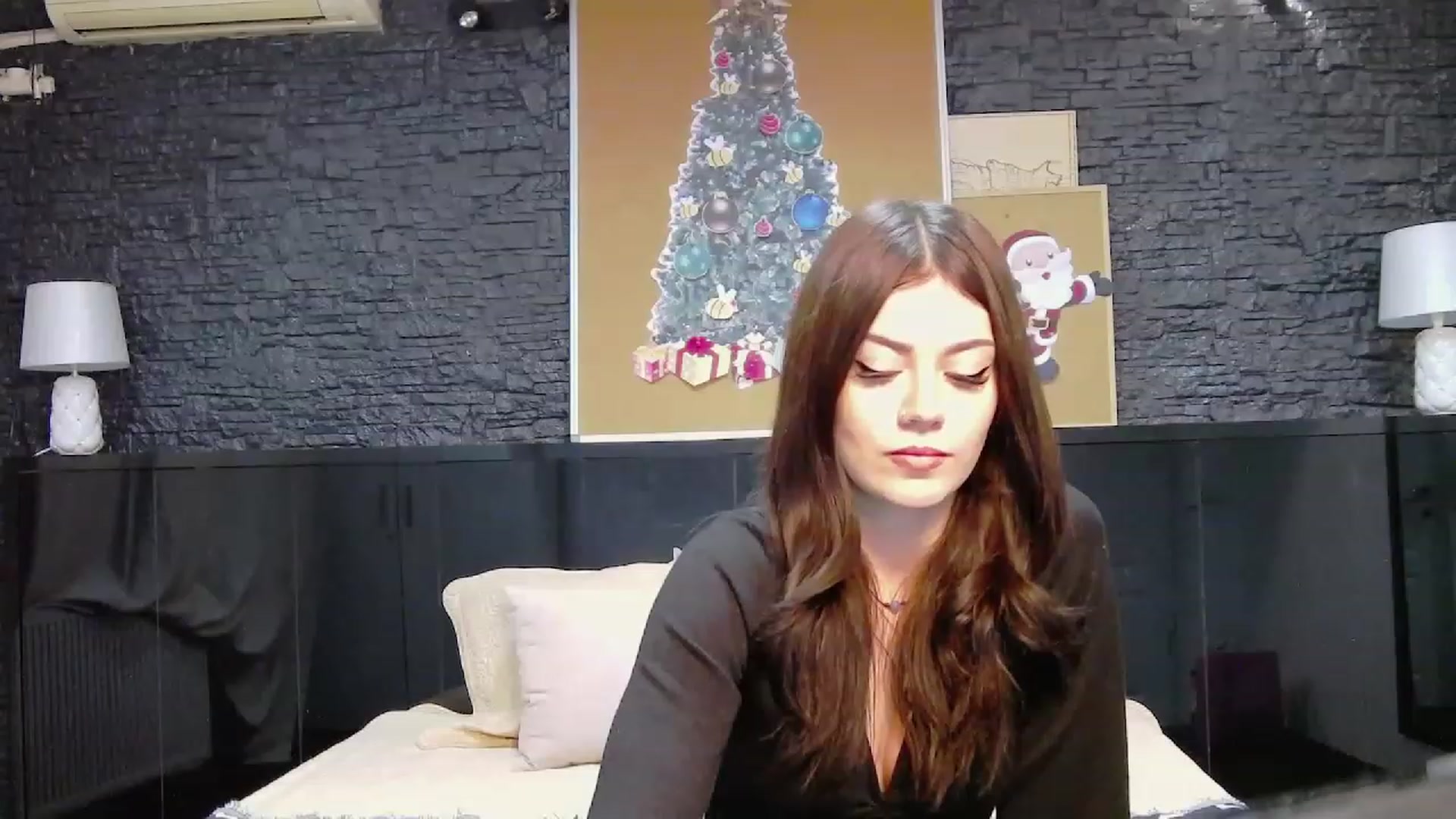 Gallery image thumbnail from MarissaBee's myfreecams stream on, 12/21/2022, 17:06 image 1 of 20