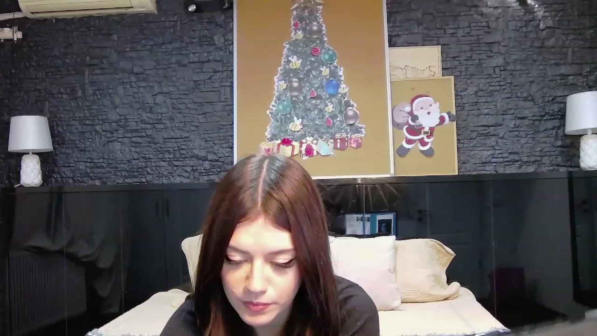 Gallery image thumbnail from MarissaBee's myfreecams stream on, 12/21/2022, 17:06 image 3 of 20