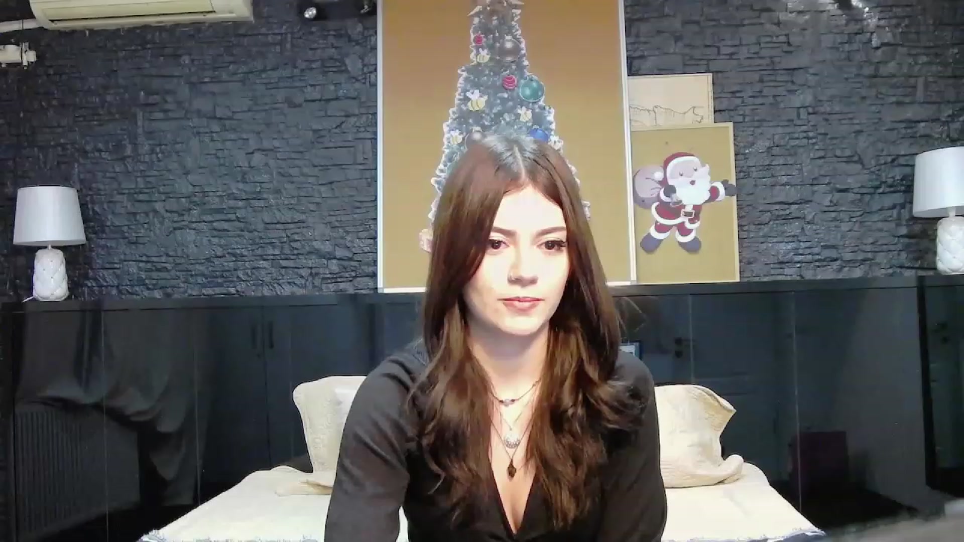 Gallery image thumbnail from MarissaBee's myfreecams stream on, 12/21/2022, 17:06 image 7 of 20