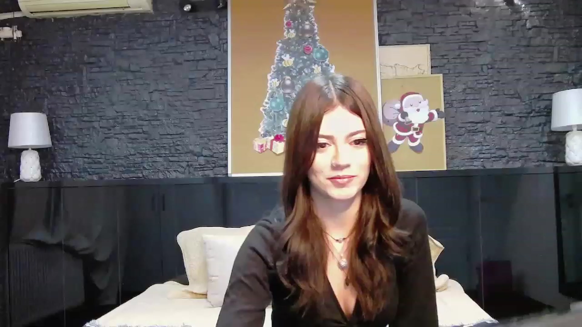 Gallery image thumbnail from MarissaBee's myfreecams stream on, 12/21/2022, 17:06 image 14 of 20