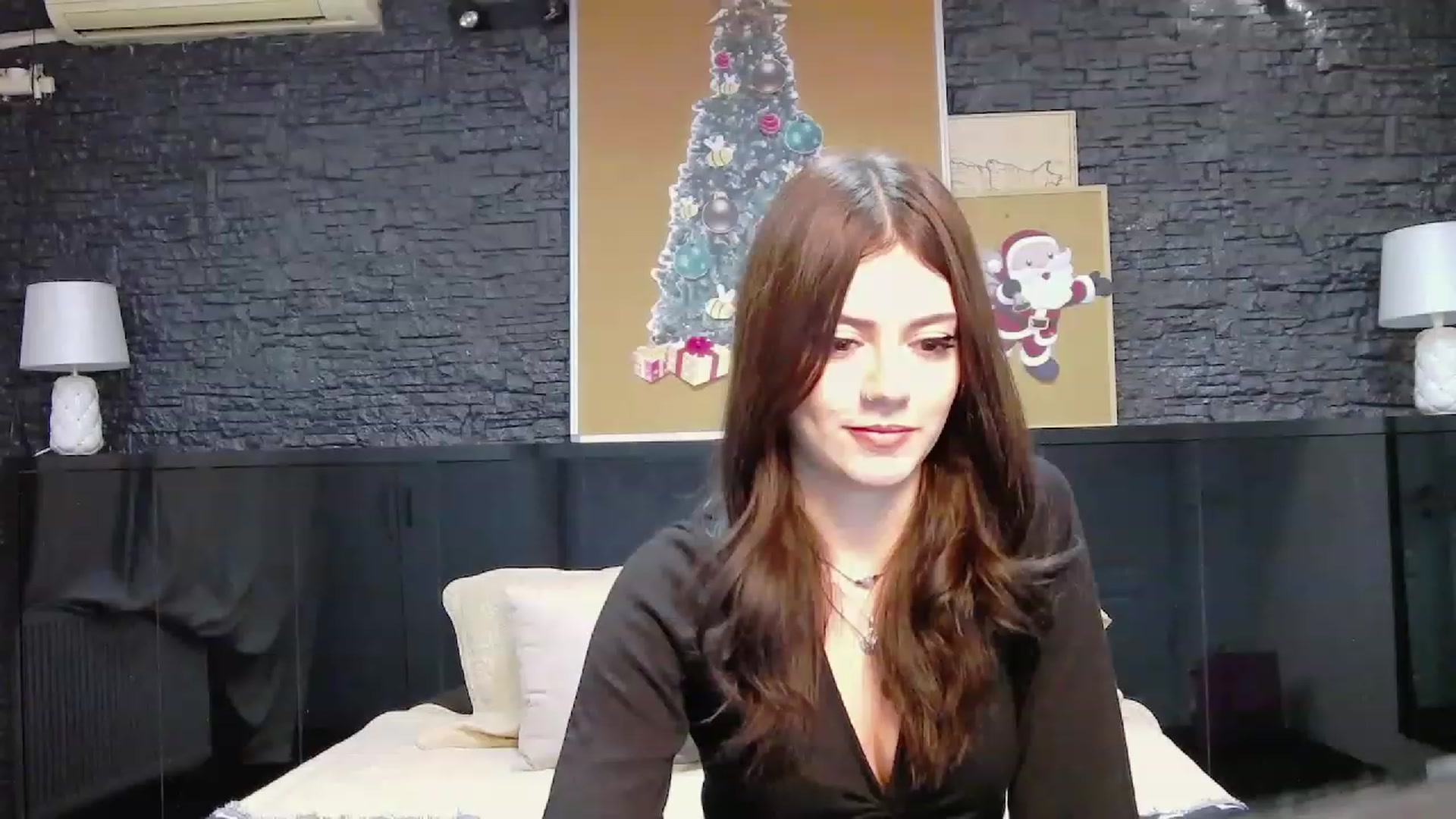 Gallery image thumbnail from MarissaBee's myfreecams stream on, 12/21/2022, 17:06 image 10 of 20