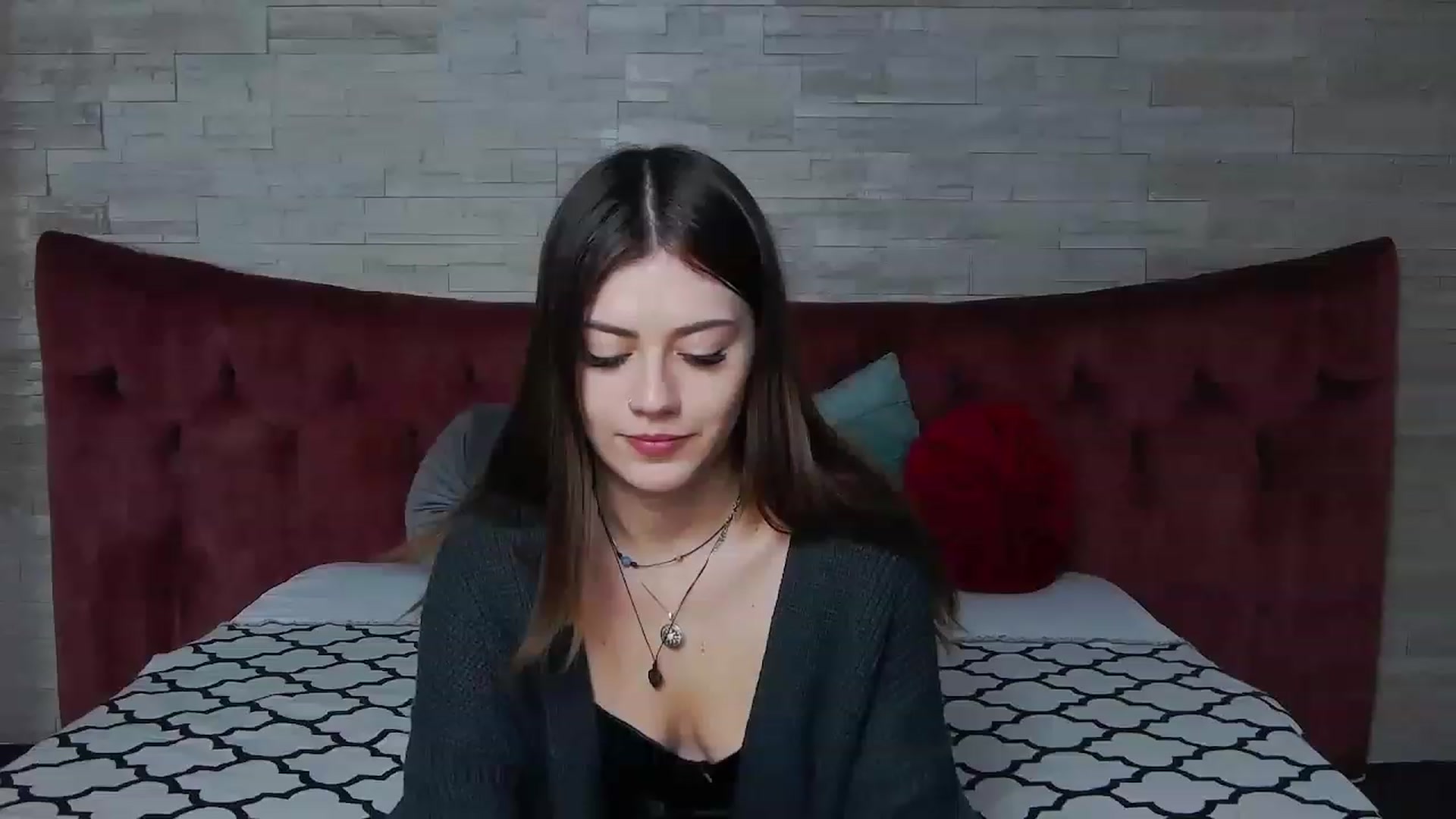Gallery image thumbnail from MarissaBee's myfreecams stream on, 12/28/2022, 24:53 image 3 of 20
