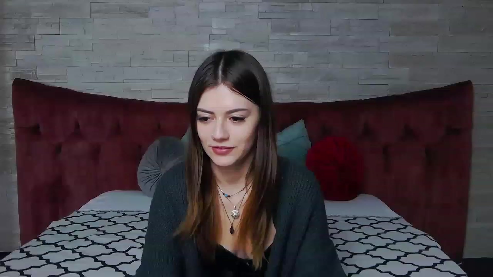 Gallery image thumbnail from MarissaBee's myfreecams stream on, 12/28/2022, 24:53 image 19 of 20