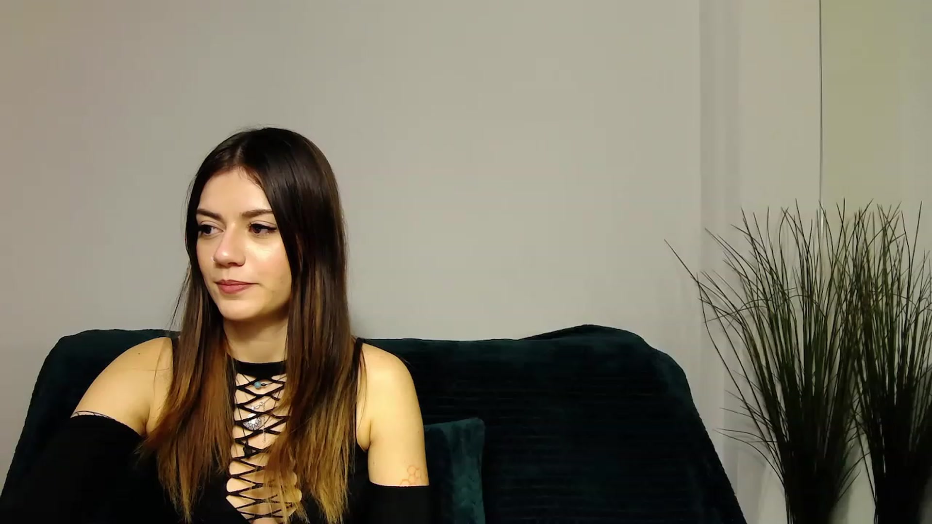 Gallery image thumbnail from MarissaBee's myfreecams stream on, 12/28/2022, 18:46 image 13 of 20