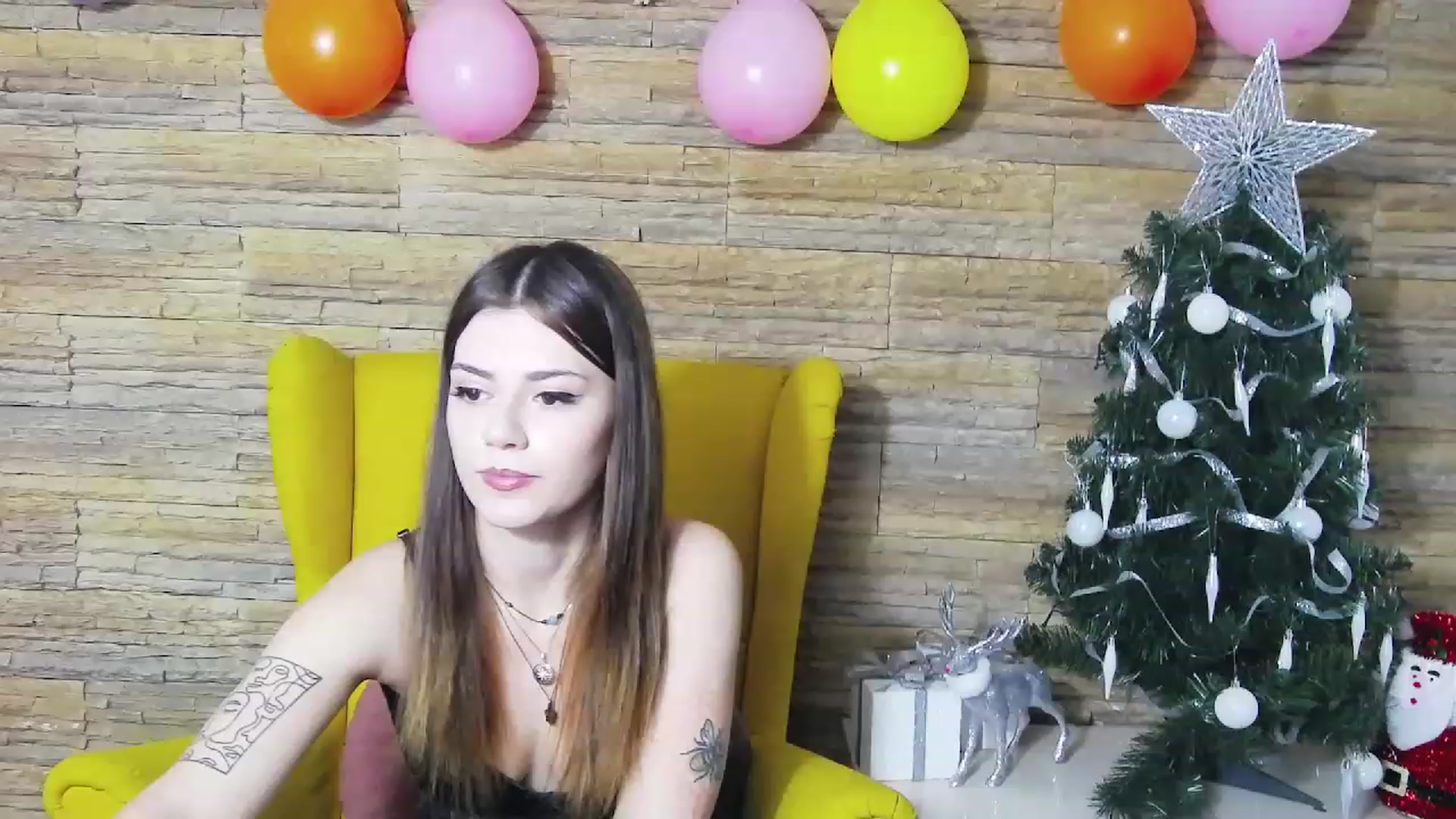 Gallery image thumbnail from MarissaBee's myfreecams stream on, 01/04/2023, 17:24 image 3 of 20