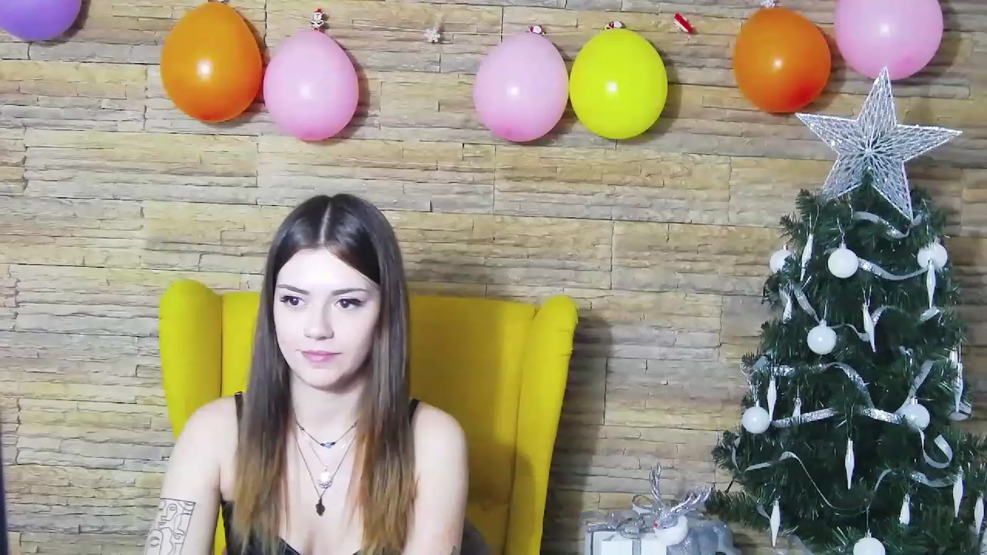 Gallery image thumbnail from MarissaBee's myfreecams stream on, 01/04/2023, 21:01 image 4 of 20