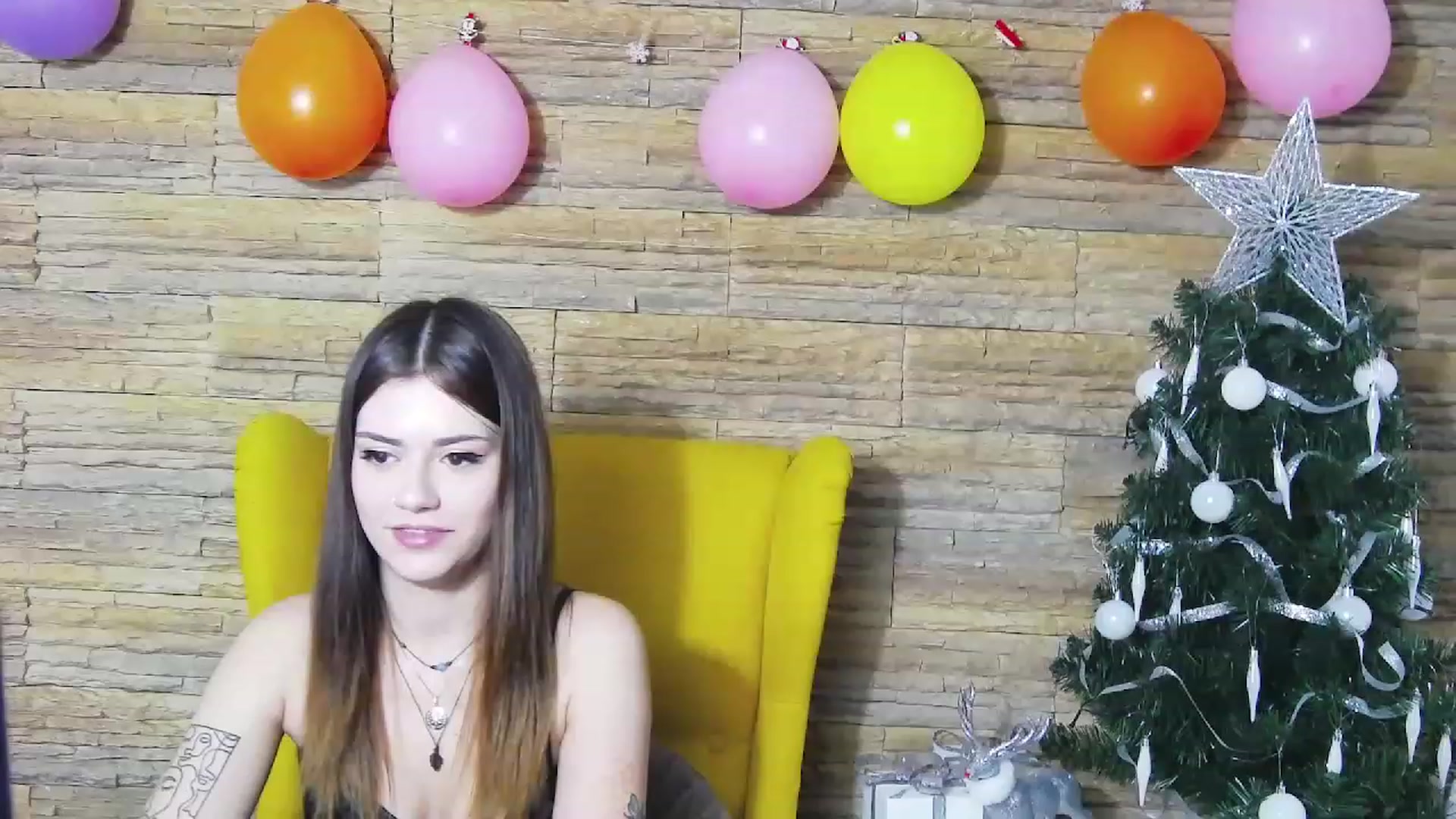 Gallery image thumbnail from MarissaBee's myfreecams stream on, 01/04/2023, 21:01 image 15 of 20