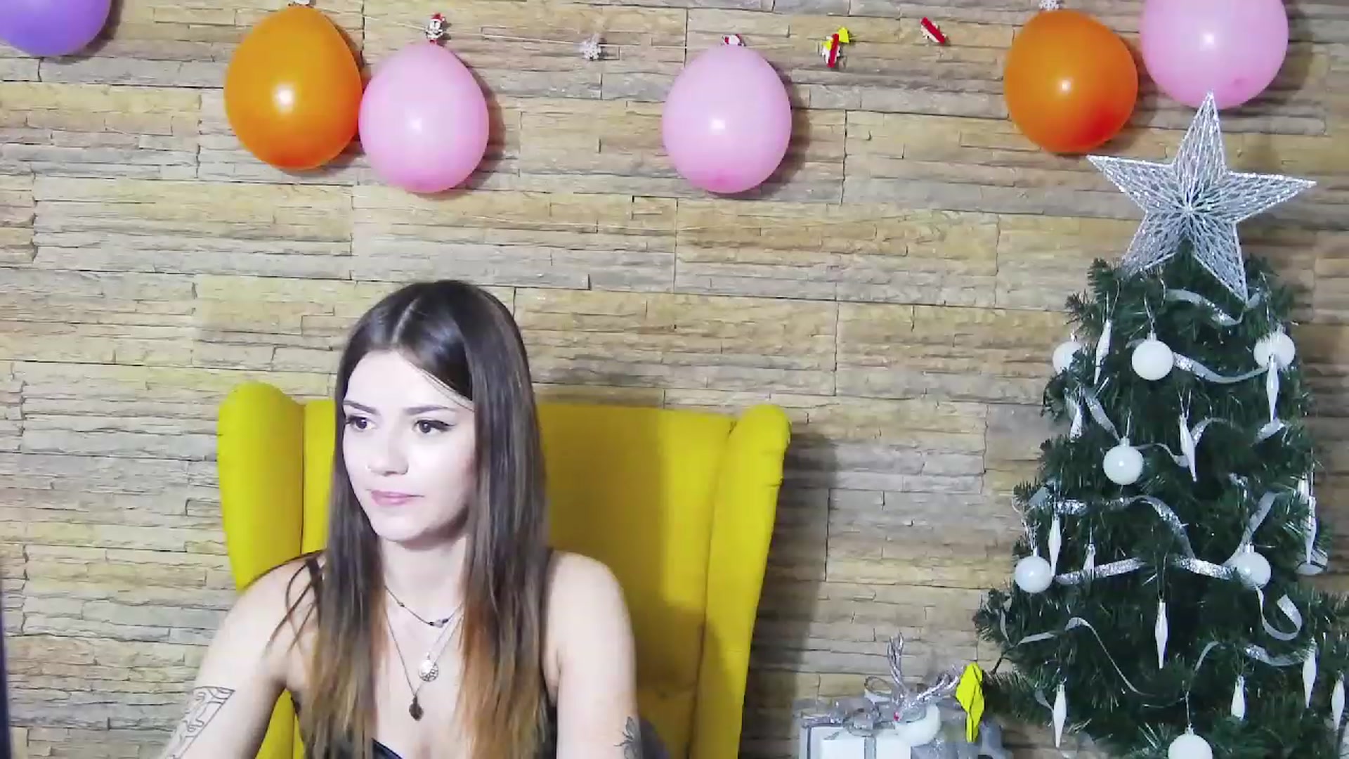 Gallery image thumbnail from MarissaBee's myfreecams stream on, 01/04/2023, 21:01 image 19 of 20