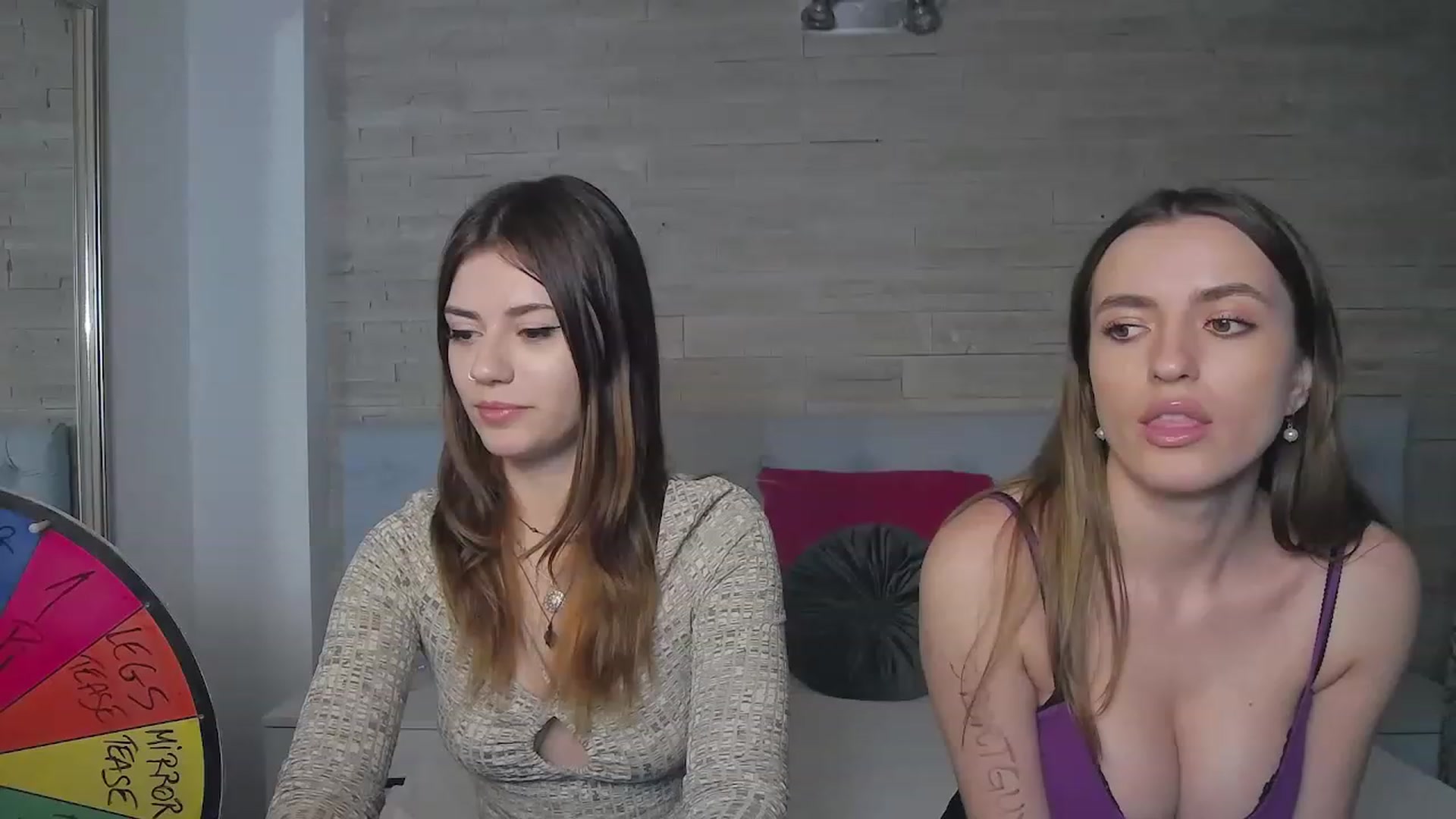Gallery image thumbnail from MarissaBee's myfreecams stream on, 01/13/2023, 01:02 image 6 of 20