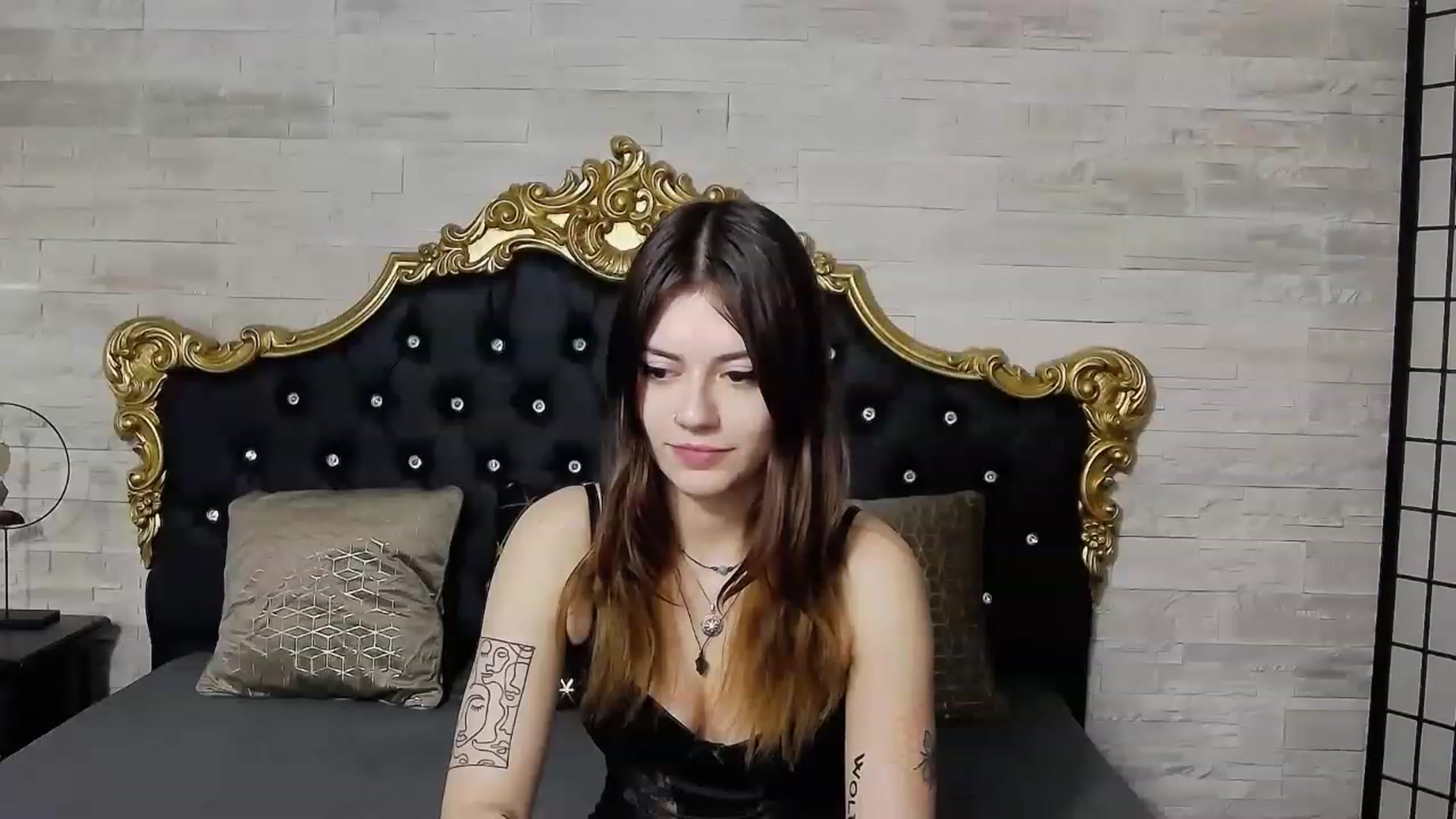 Gallery image thumbnail from MarissaBee's myfreecams stream on, 01/13/2023, 22:13 image 5 of 20