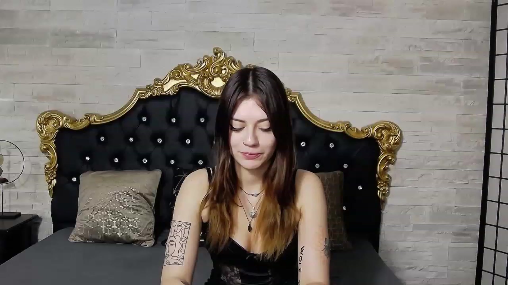 Gallery image thumbnail from MarissaBee's myfreecams stream on, 01/13/2023, 22:13 image 9 of 20