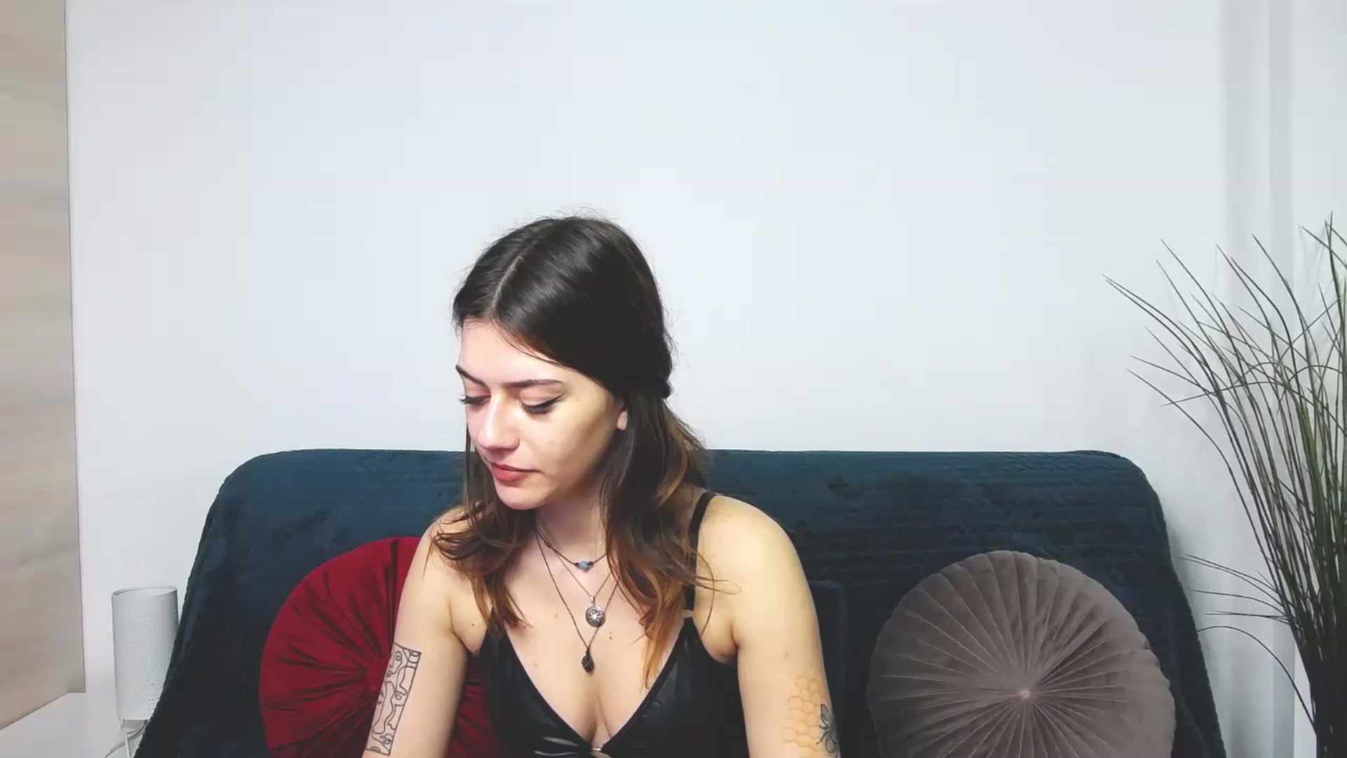 Gallery image thumbnail from MarissaBee's myfreecams stream on, 03/11/2023, 01:20 image 1 of 20