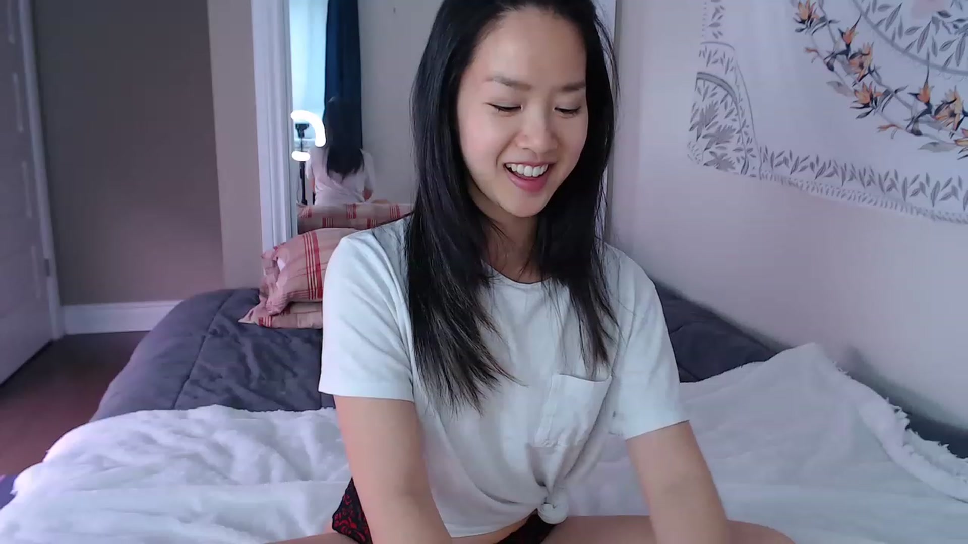 Gallery image thumbnail from MarissaPeach's myfreecams stream on, 06/13/2023, 20:51 image 20 of 20