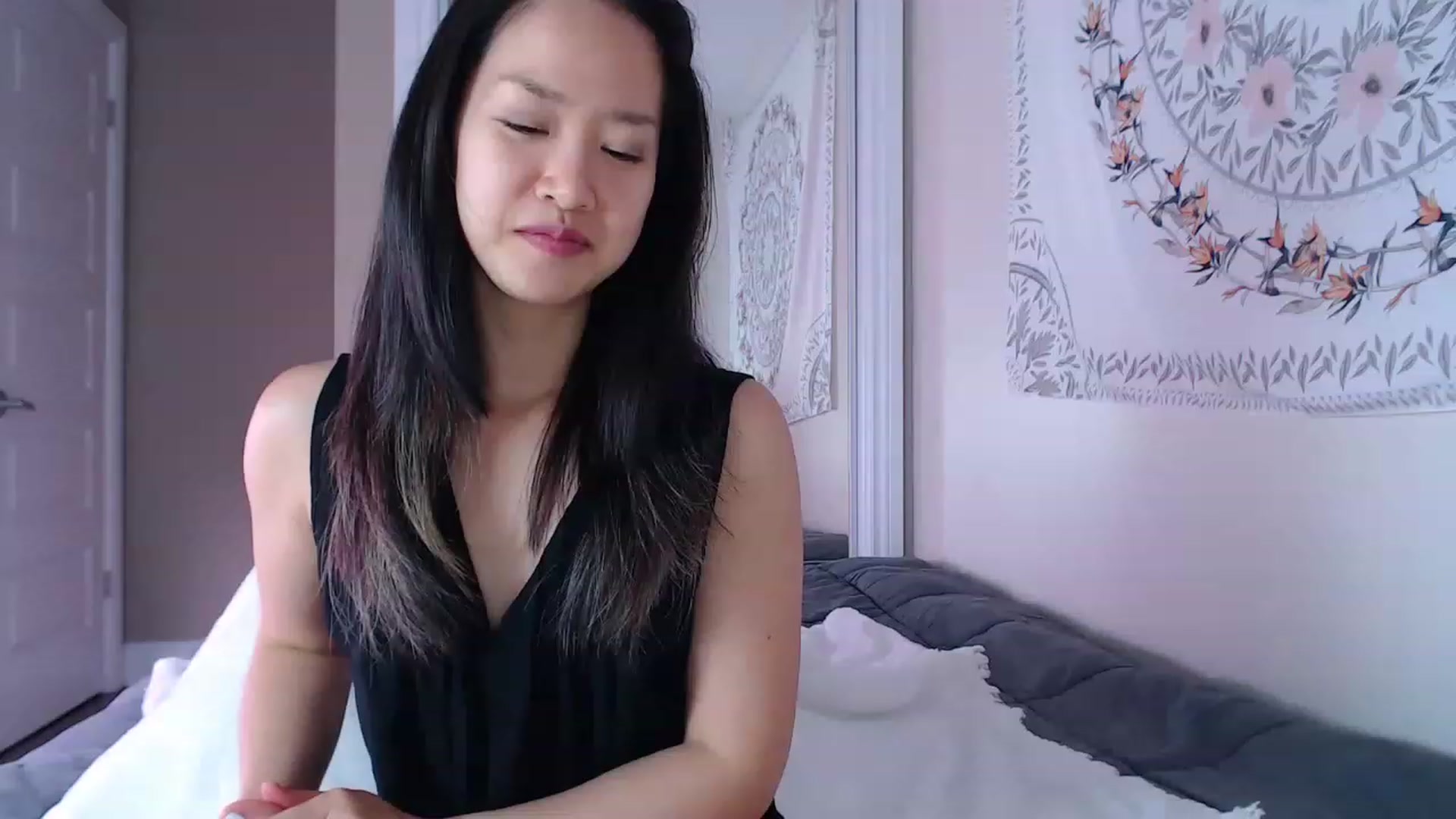 Gallery image thumbnail from MarissaPeach's myfreecams stream on, 06/29/2023, 24:56 image 10 of 20
