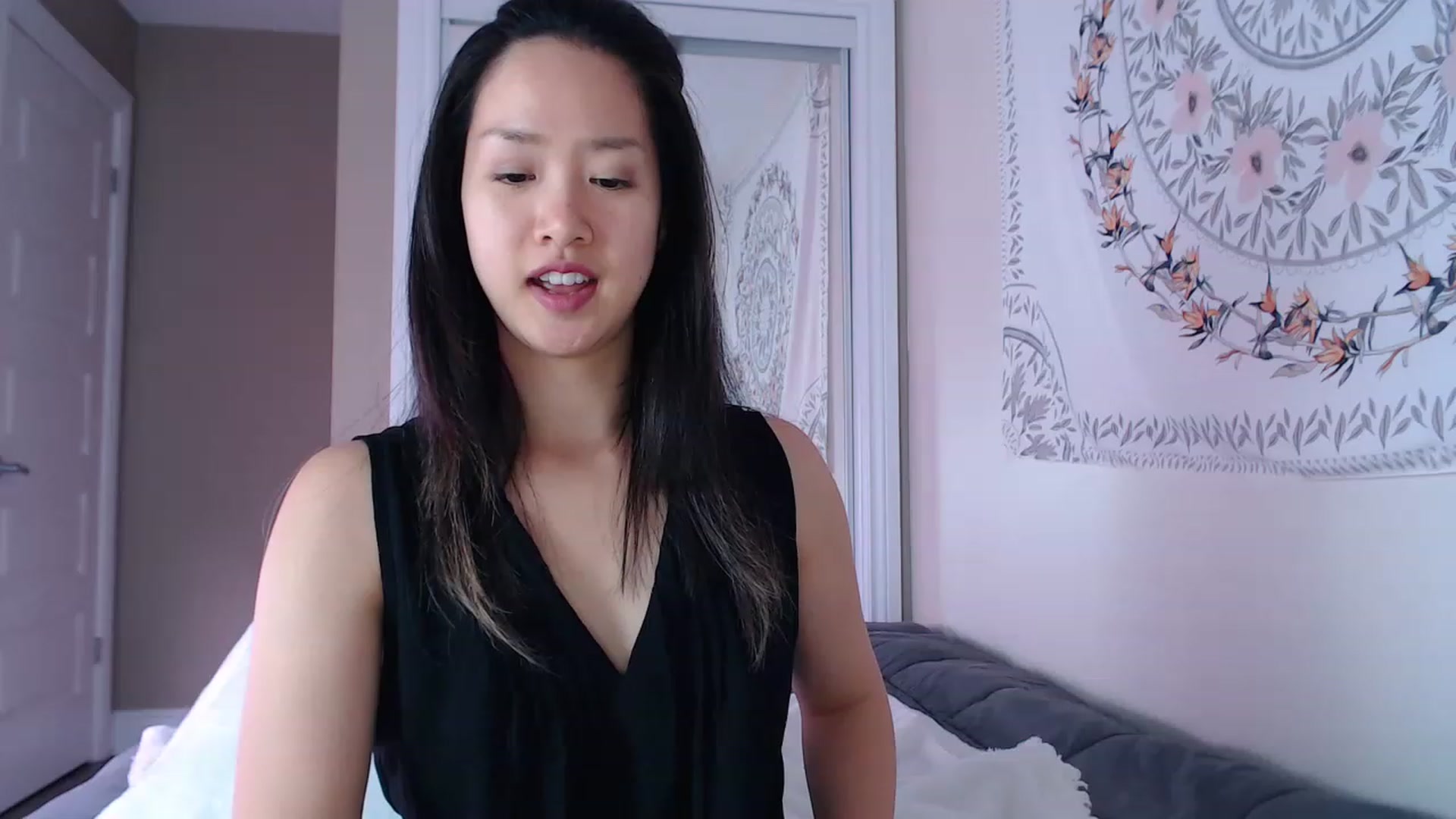 Gallery image thumbnail from MarissaPeach's myfreecams stream on, 06/29/2023, 24:56 image 4 of 20