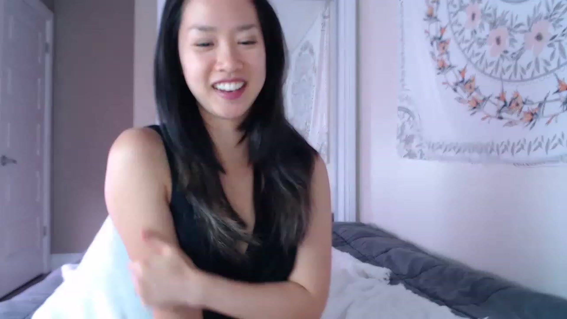 Gallery image thumbnail from MarissaPeach's myfreecams stream on, 06/29/2023, 24:56 image 17 of 20