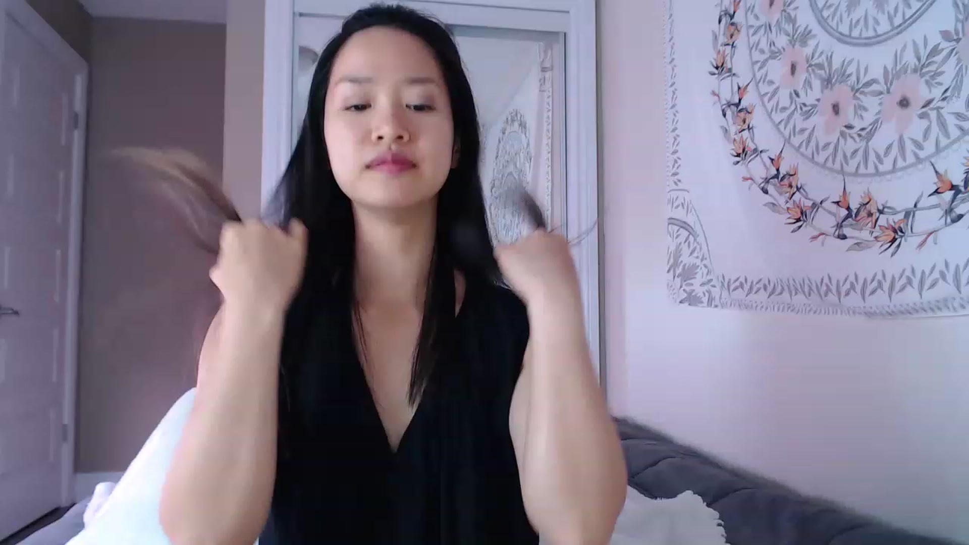 Gallery image thumbnail from MarissaPeach's myfreecams stream on, 06/29/2023, 24:56 image 1 of 20