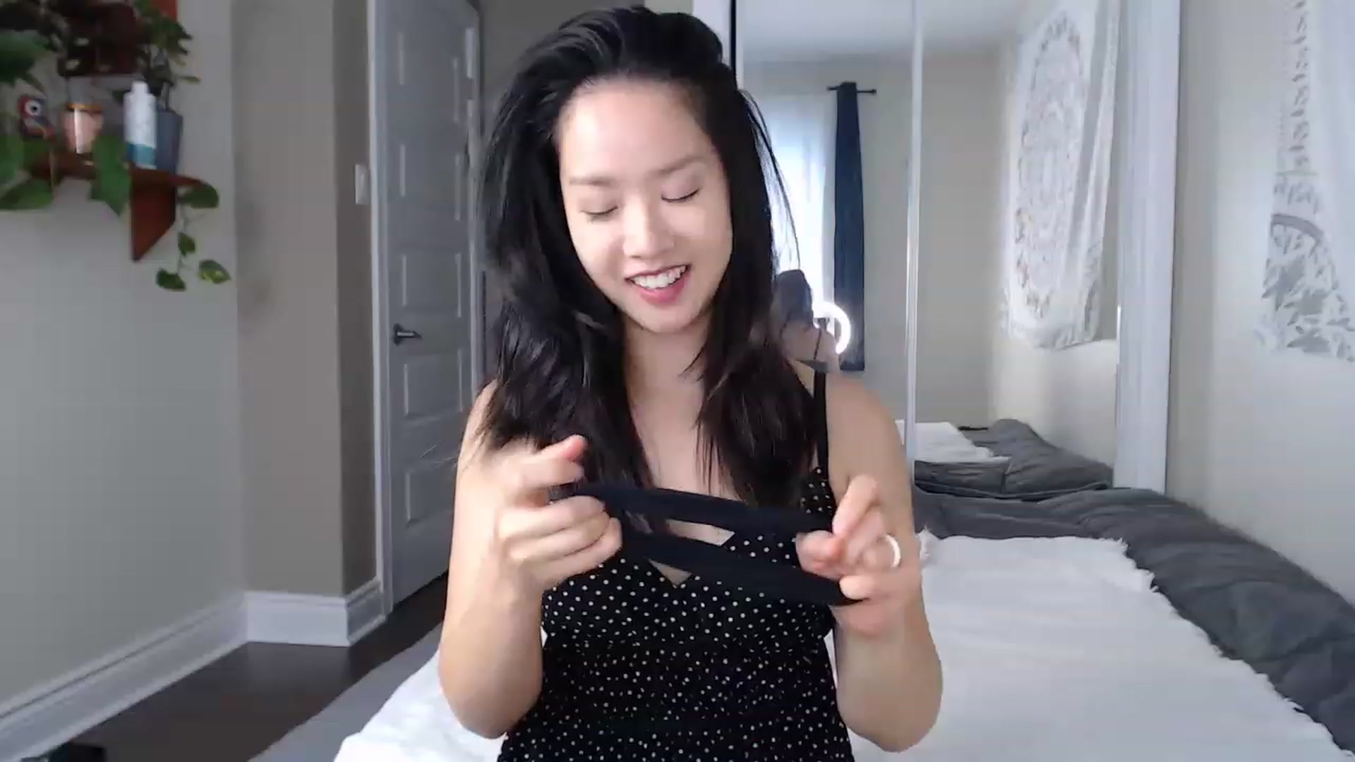 Gallery image thumbnail from MarissaPeach's myfreecams stream on, 08/12/2023, 20:34 image 6 of 20